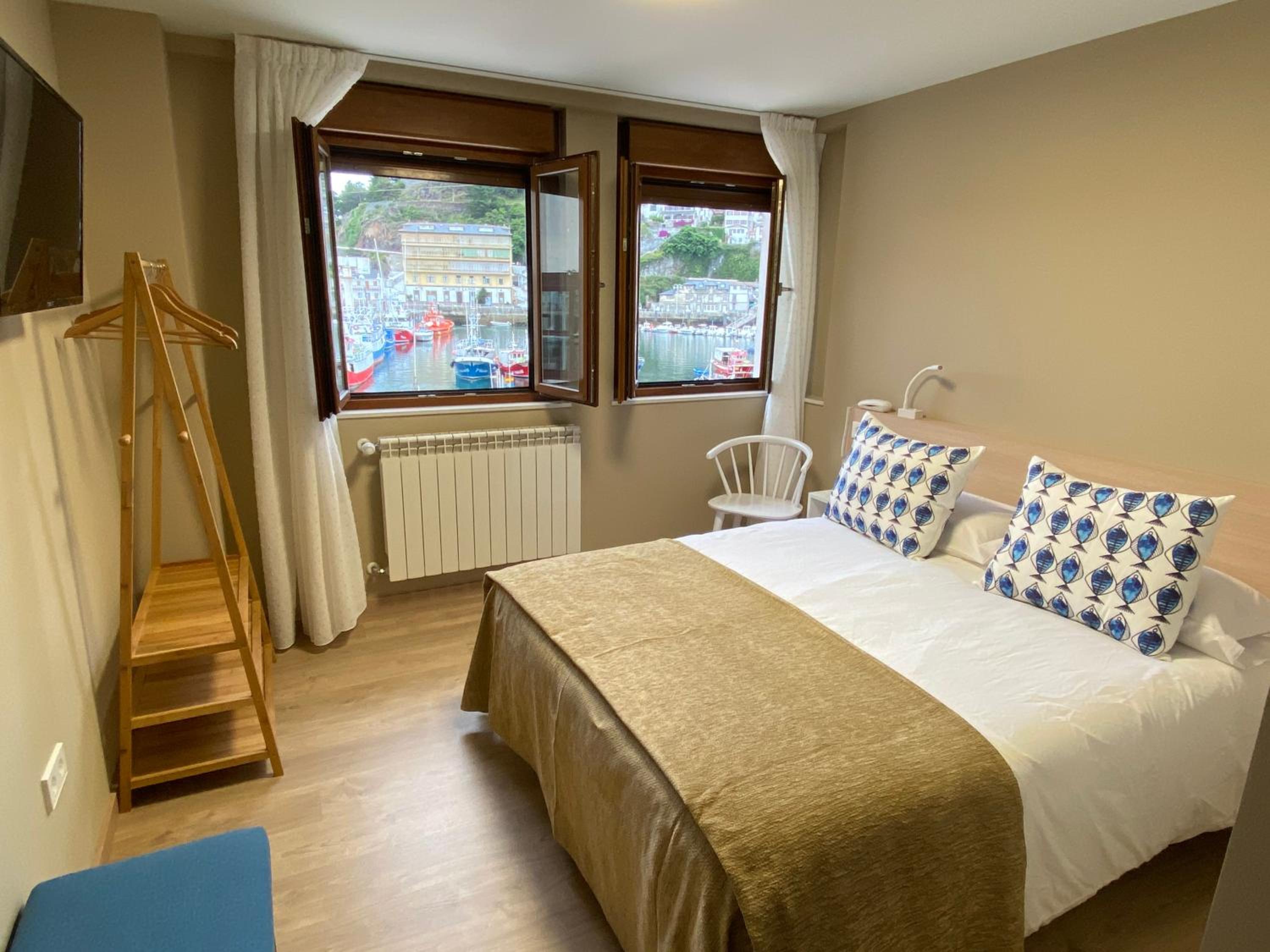 Double Room with Sea View photo 3
