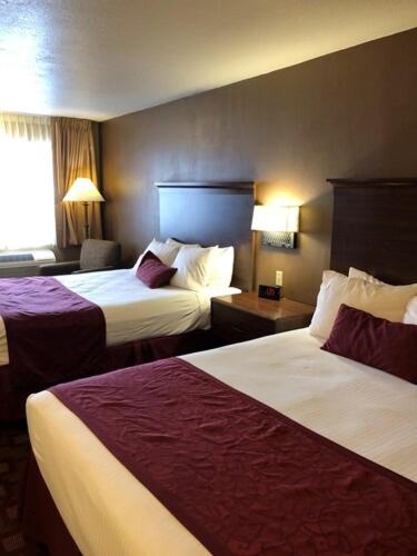 Queen Room with Two Queen Beds - Non-Smoking - Photo 1