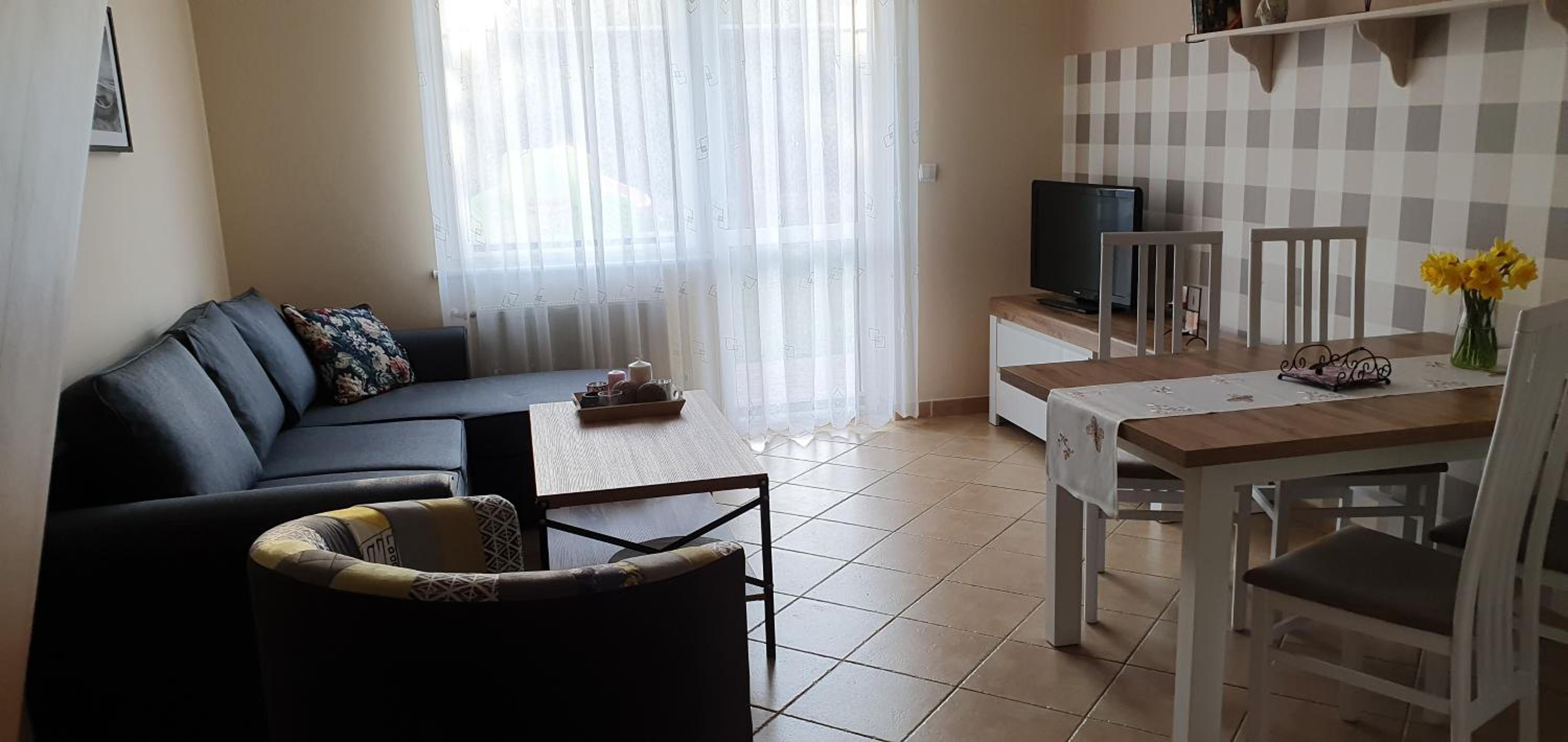 Duplex Two-Bedroom Apartment with Kitchenette photo 3