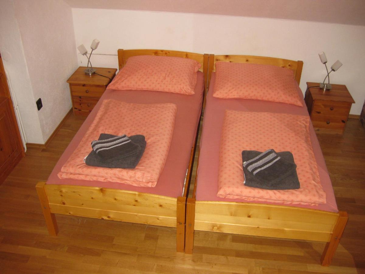 Triple Room with Bathroom photo 2