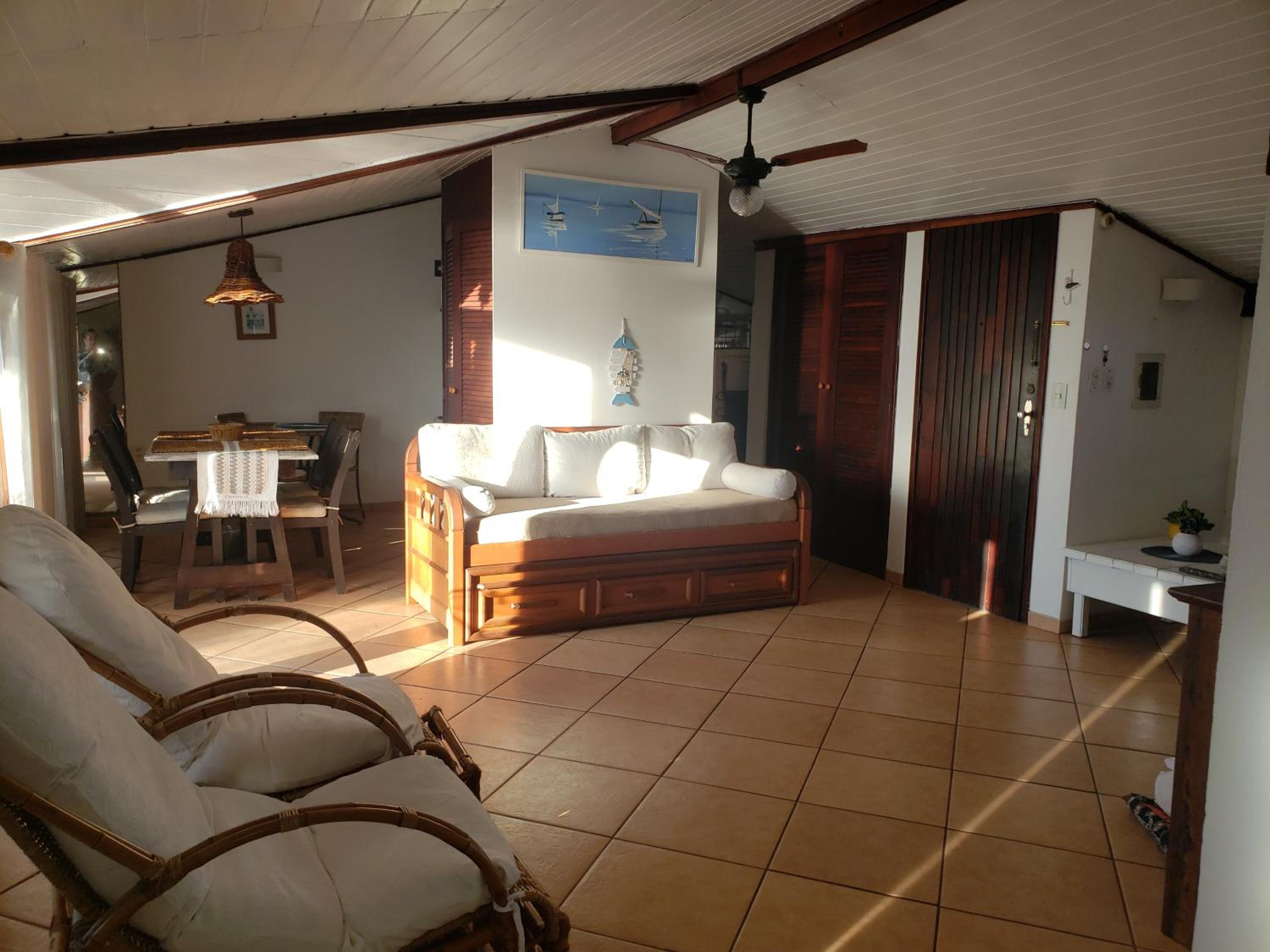 Studio Apartment with Sea View - Photo 16