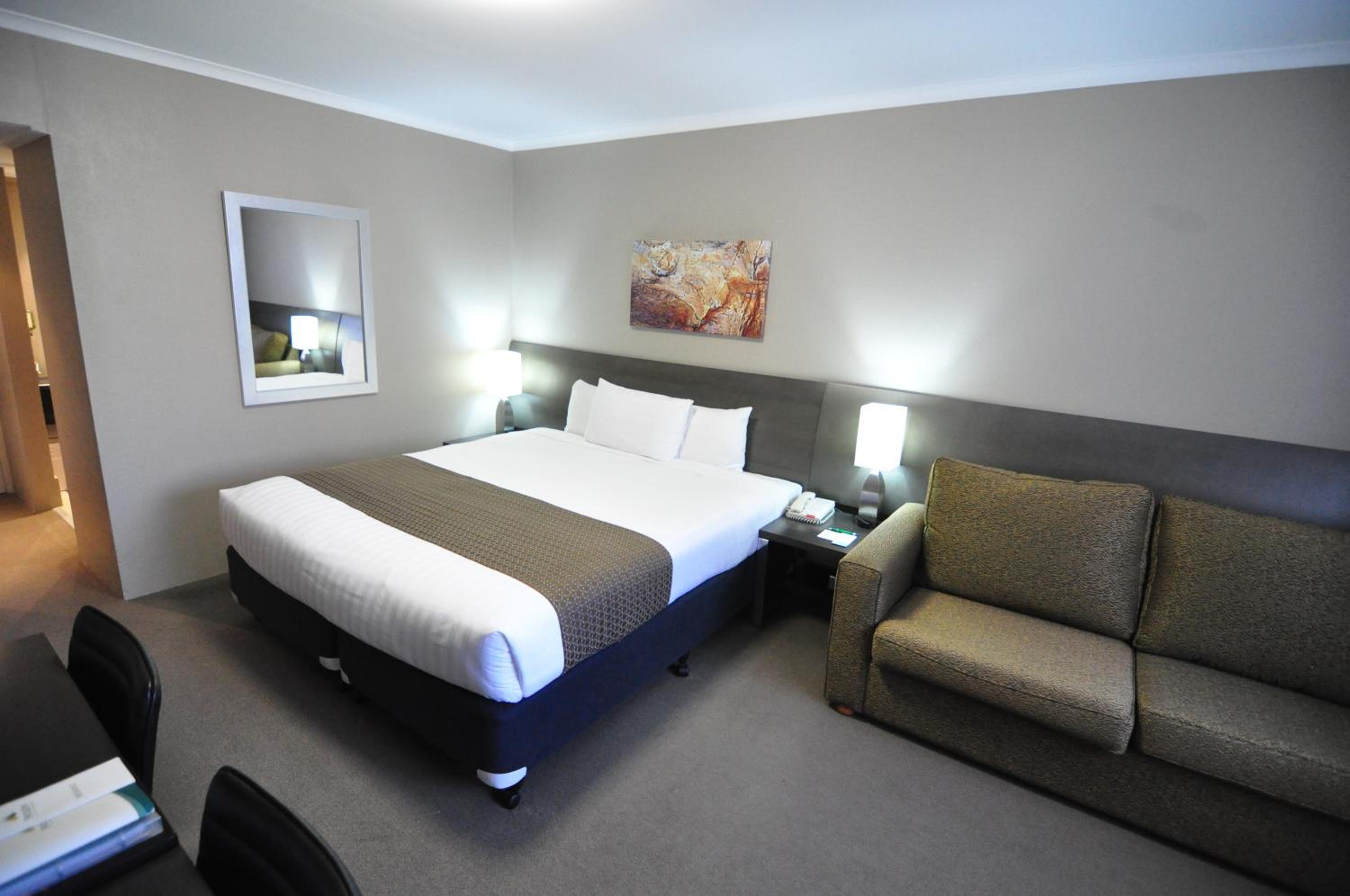 Atrium King Room - Photo 1