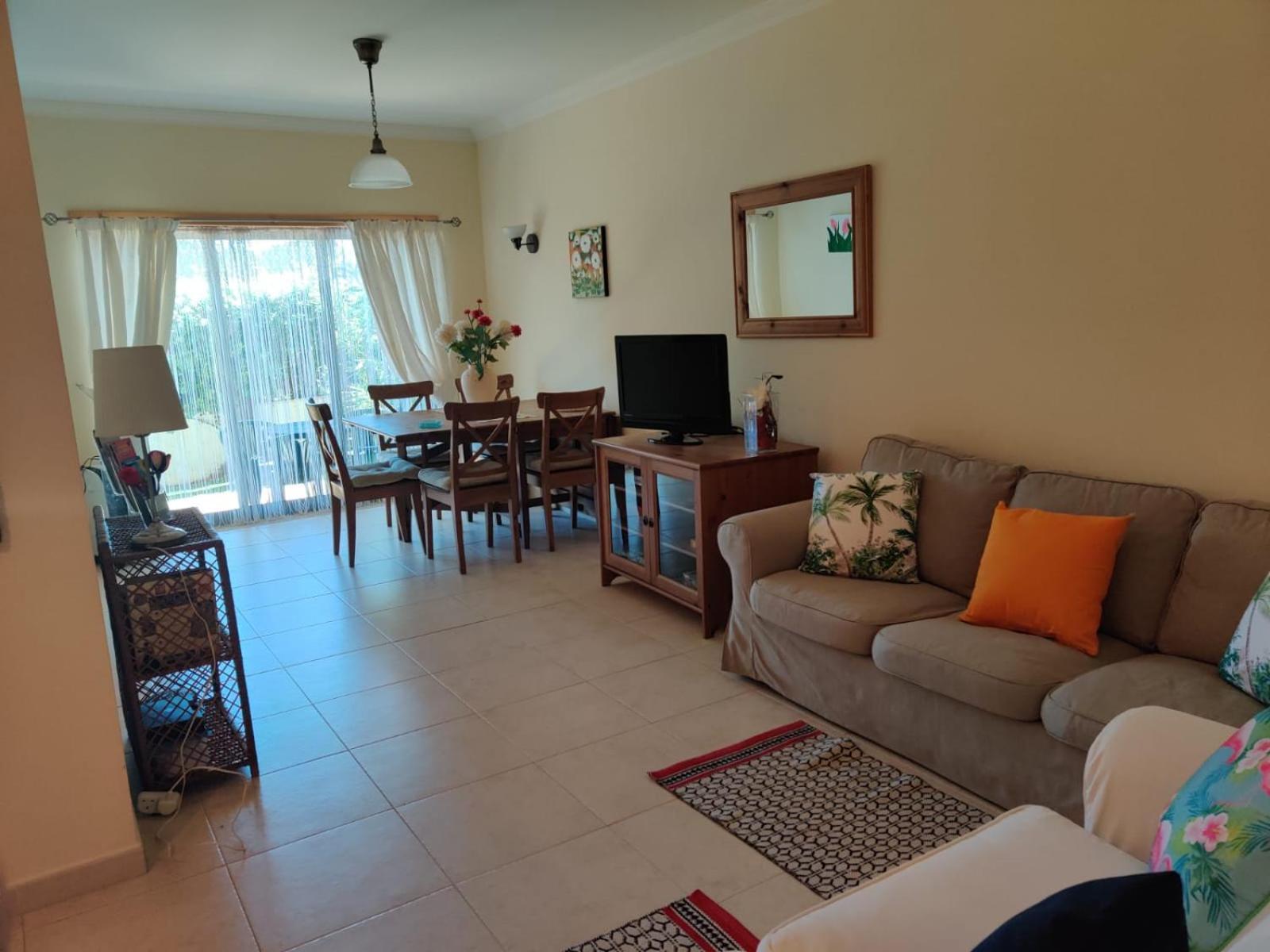 One-Bedroom Apartment - Photo 25
