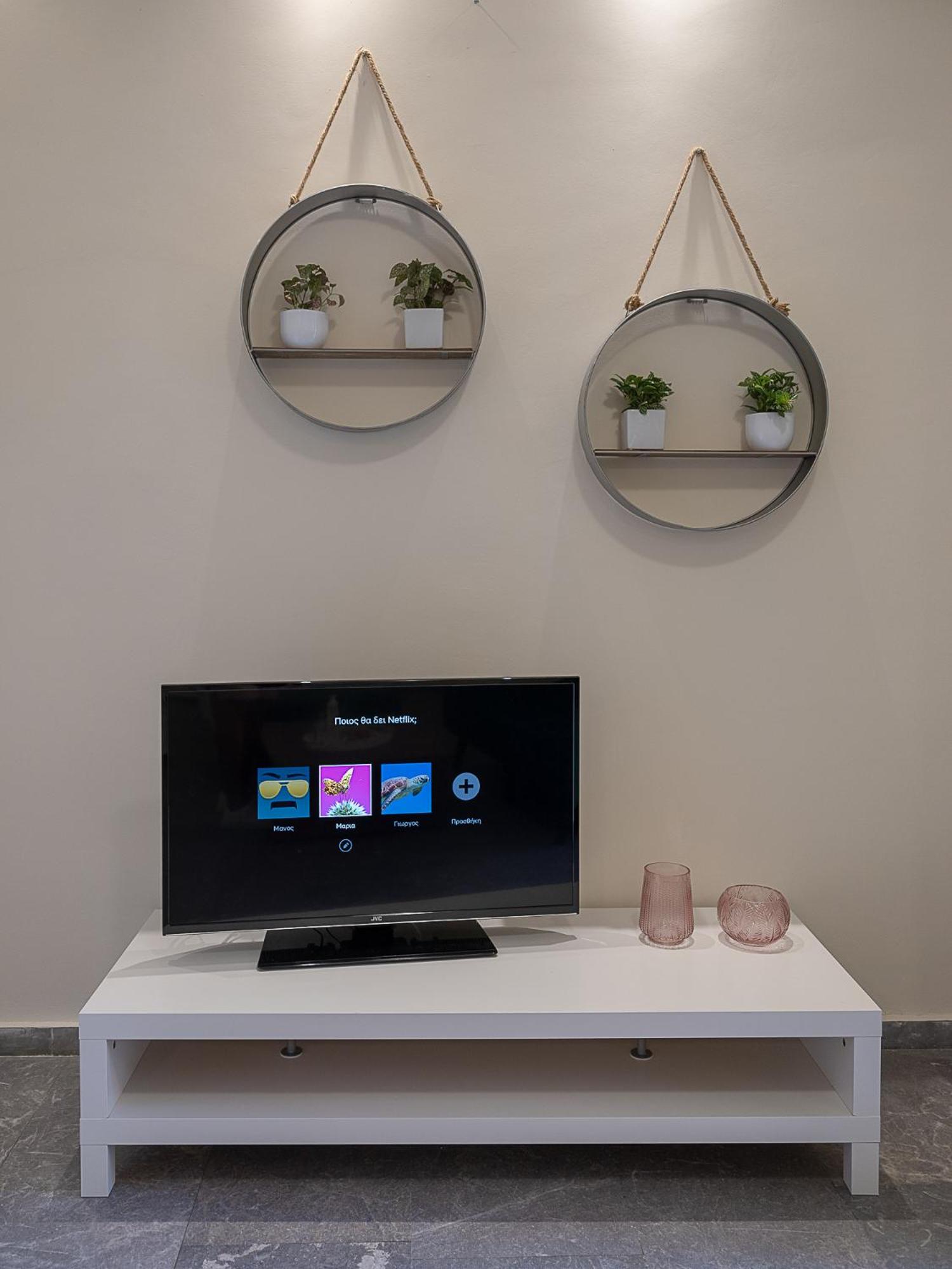 One-Bedroom Apartment - Photo 20