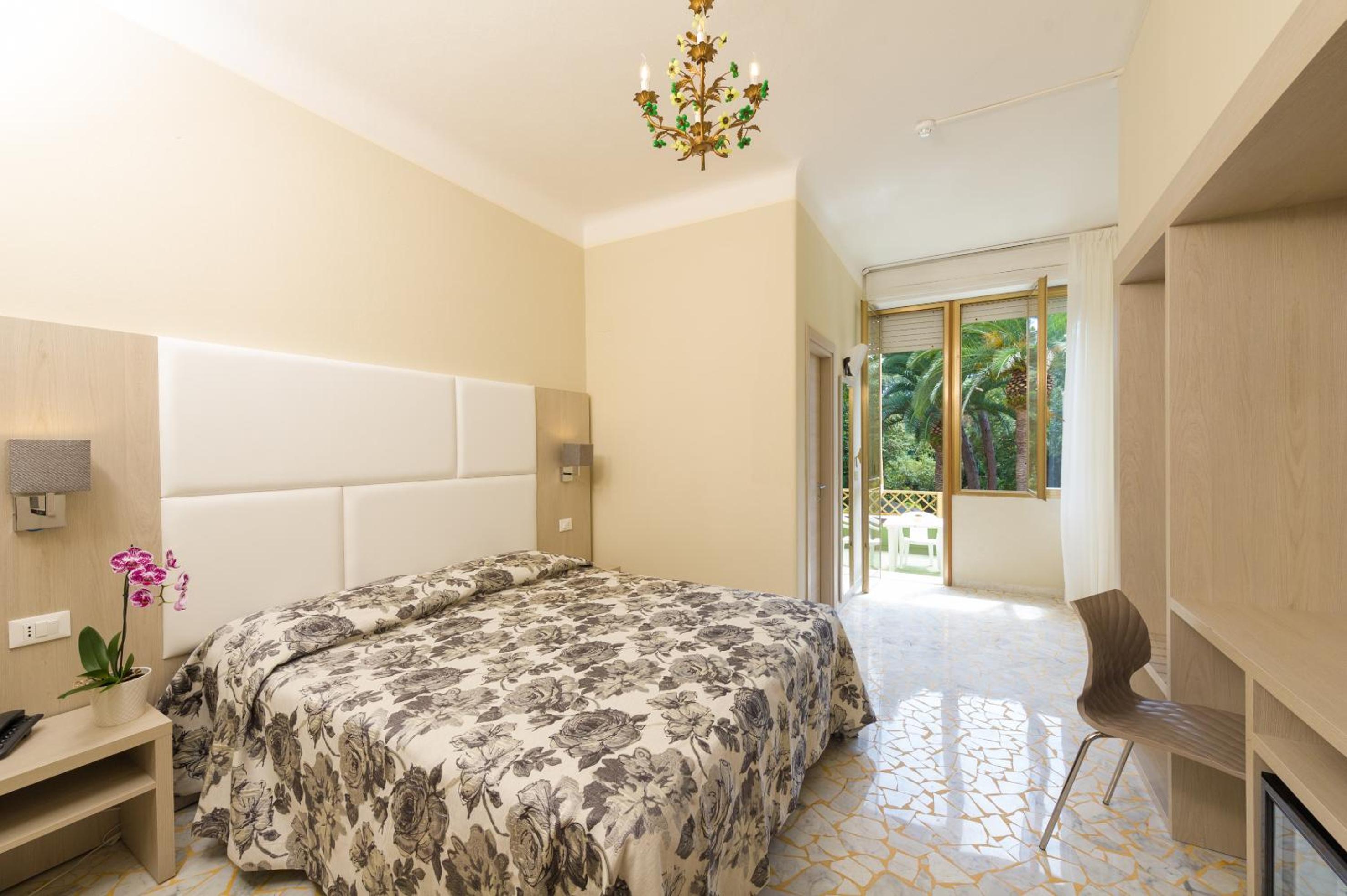 Double Room with Balcony photo 1