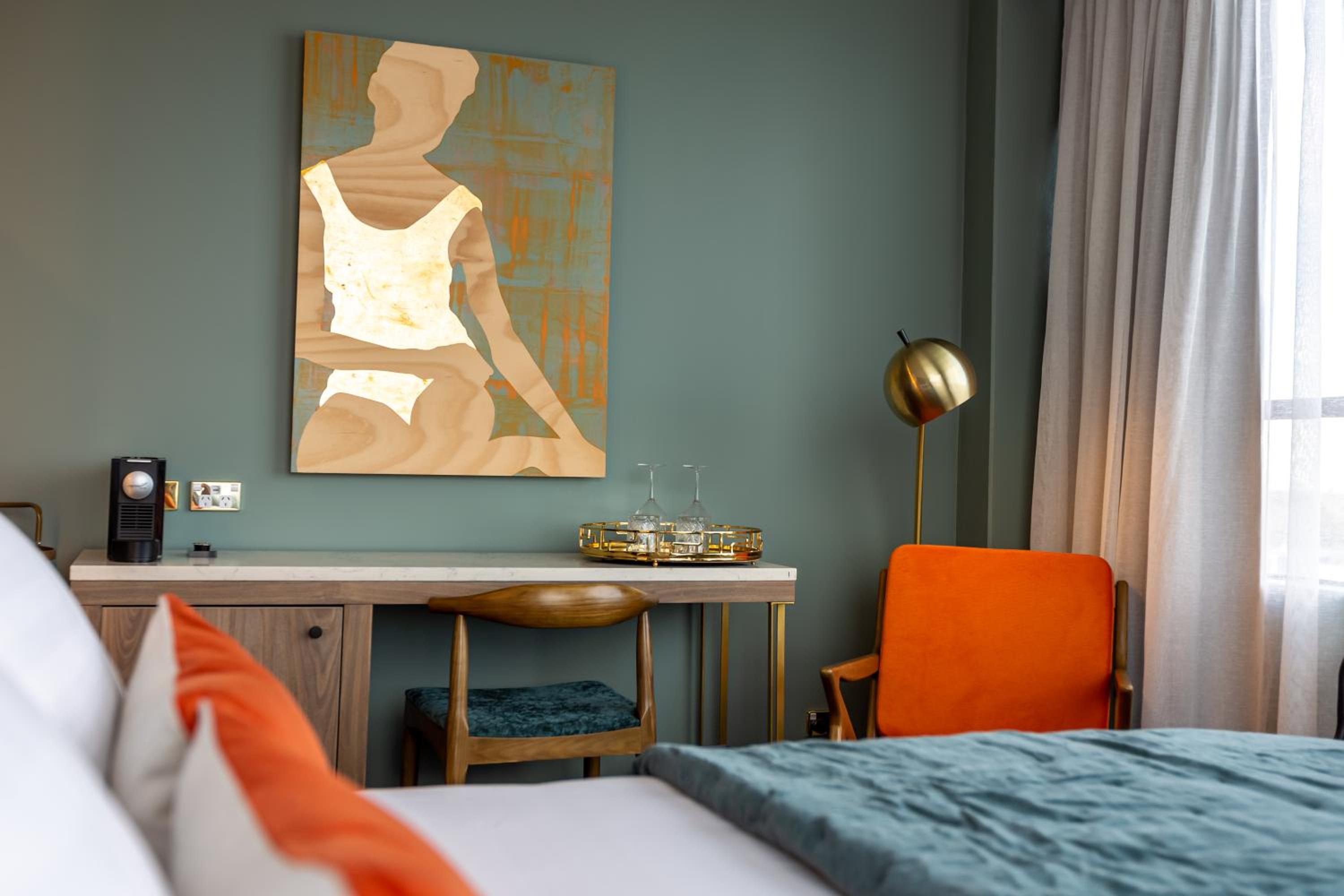 Superior King Room - Photo 5