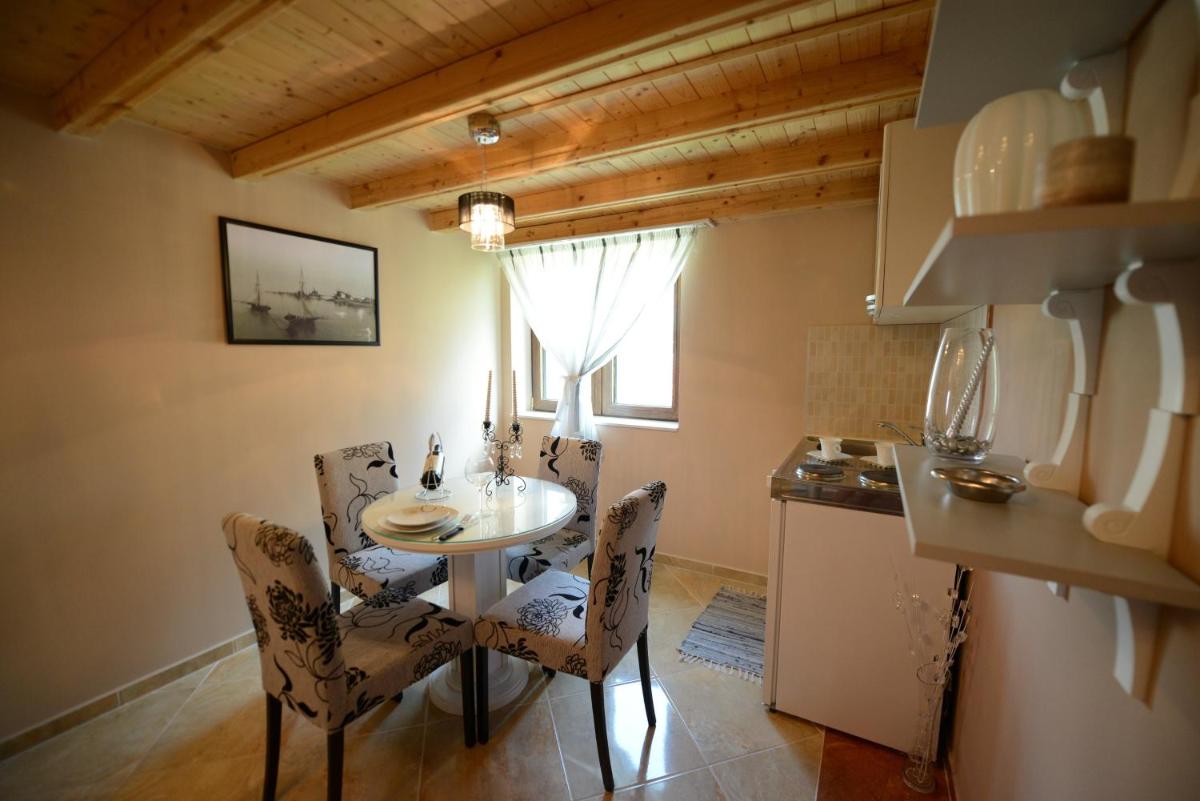Duplex Studio with Terrace and Sea View photo 2