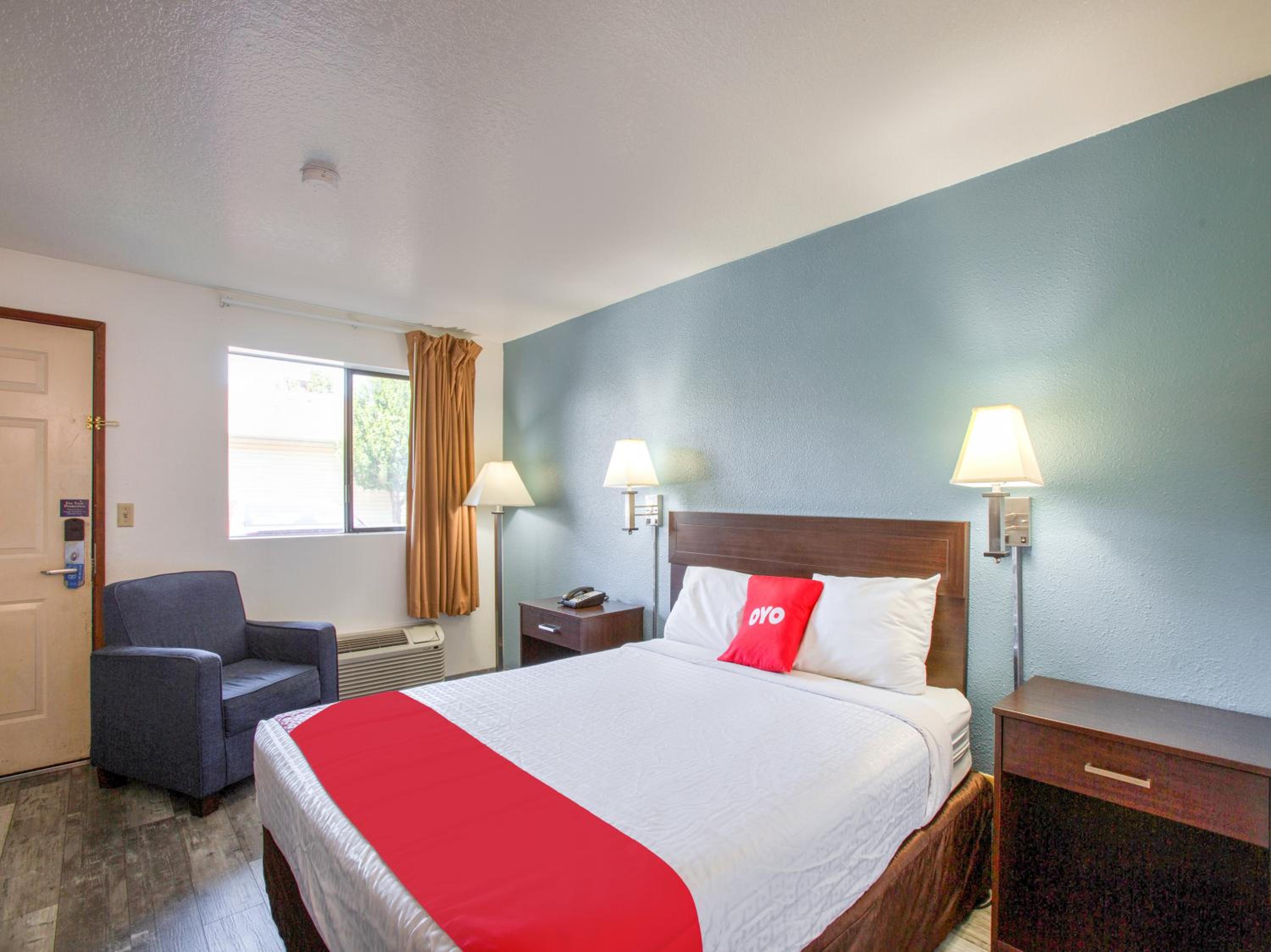 Queen Room - Photo 1