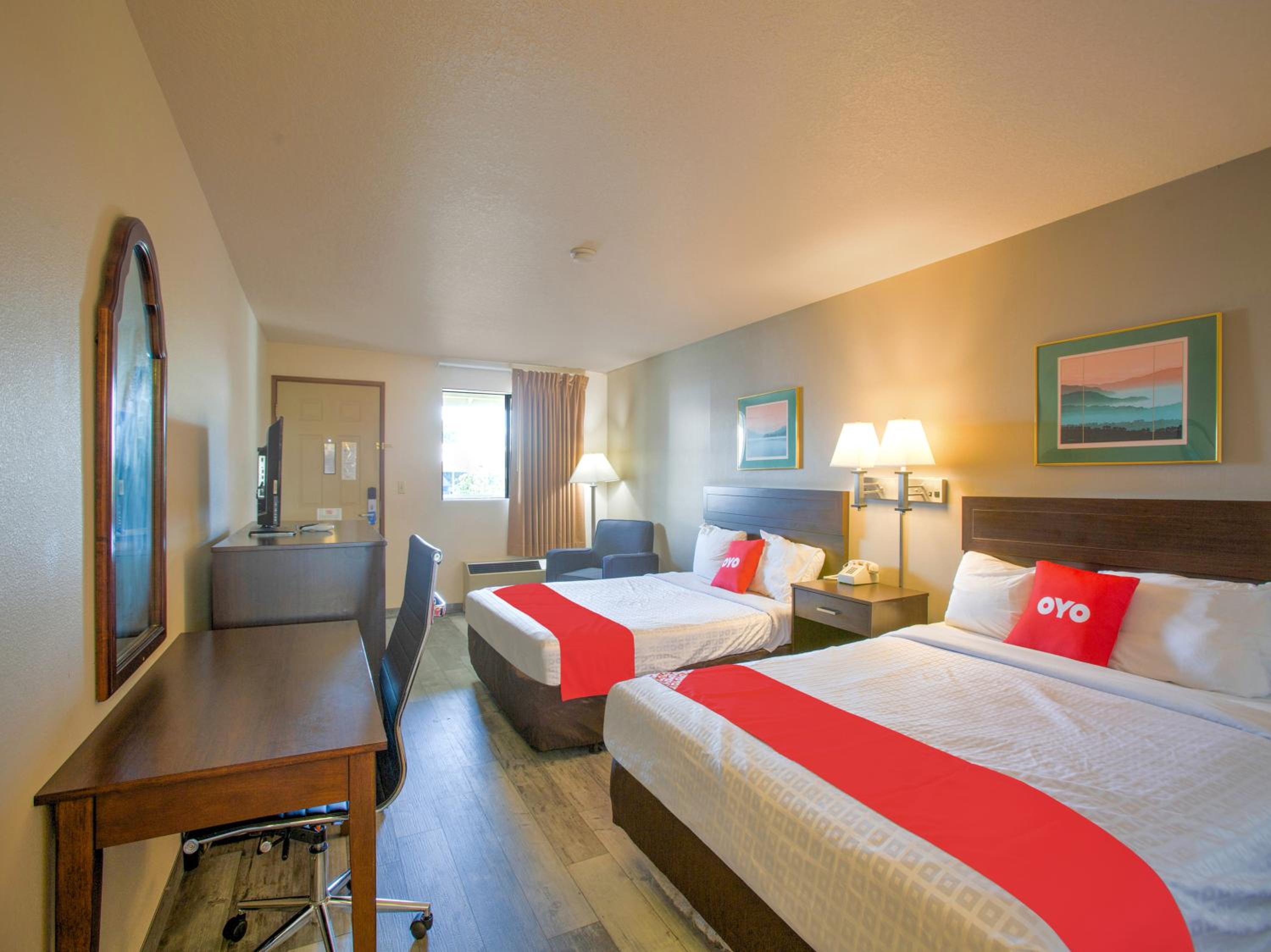 Queen Room with Two Queen Beds - Photo 1