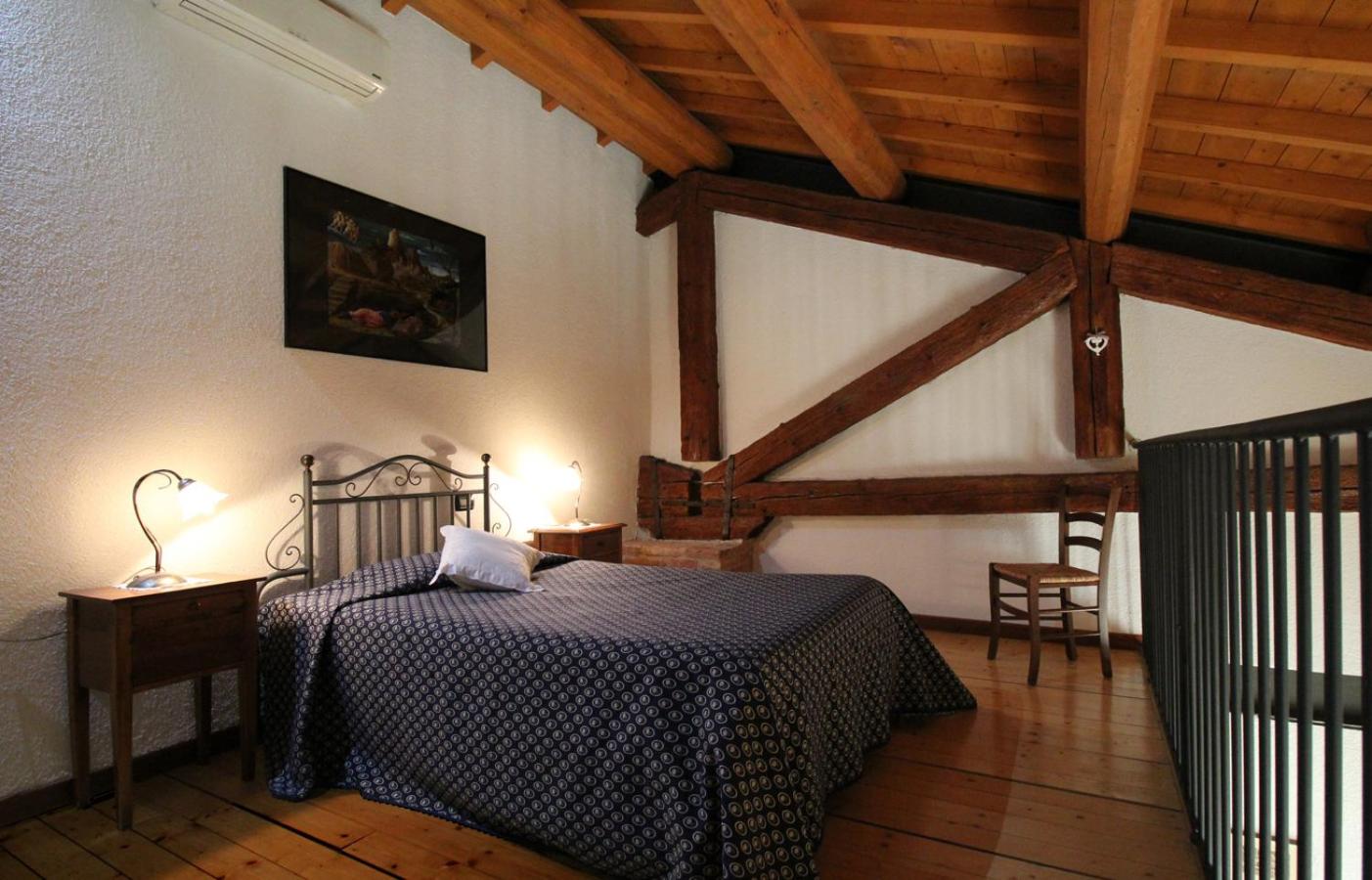 Large Double or Twin Room photo 2