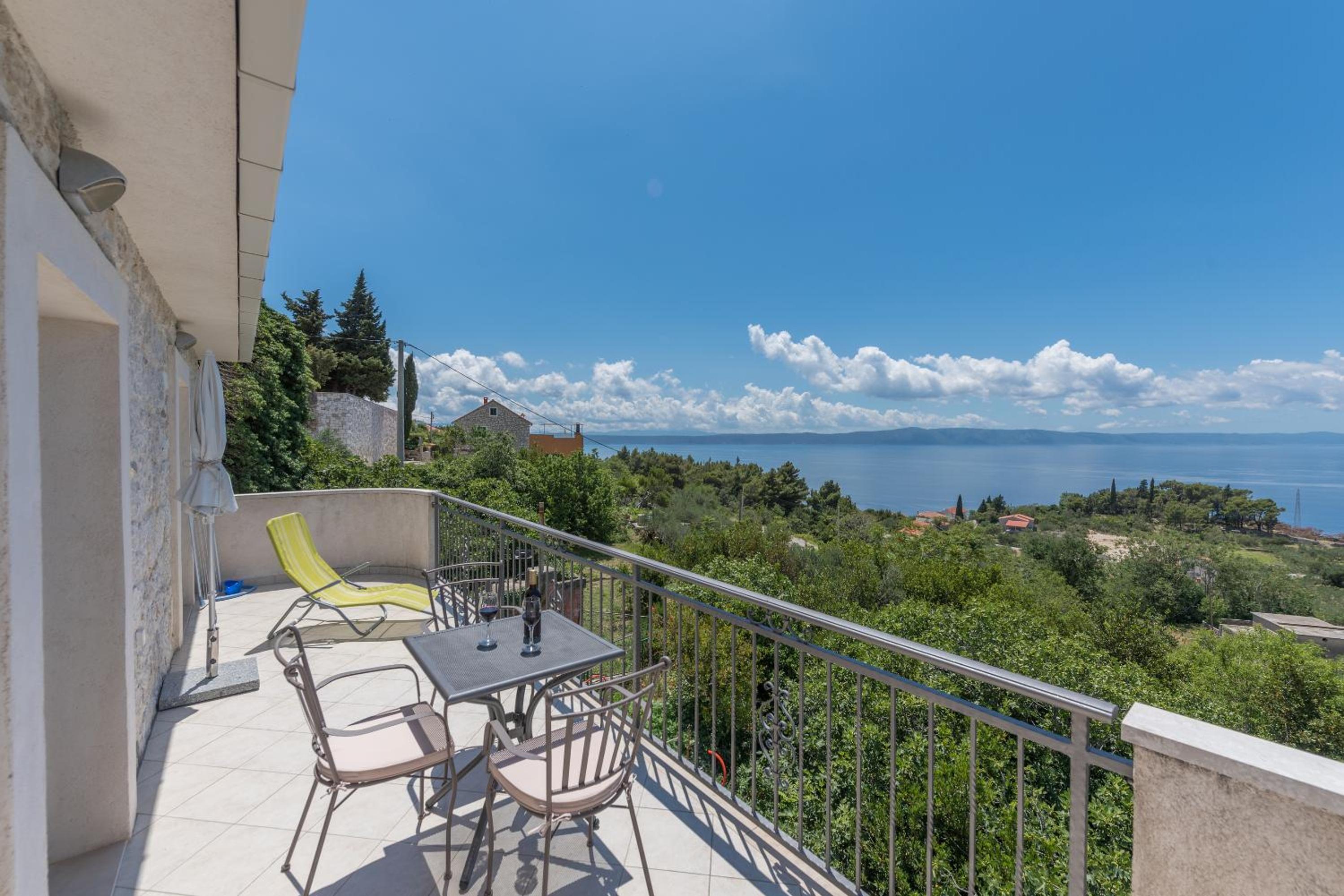 Villa with Sea View - Photo 26