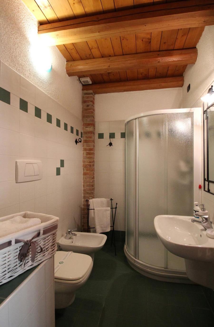 Large Double or Twin Room photo 3