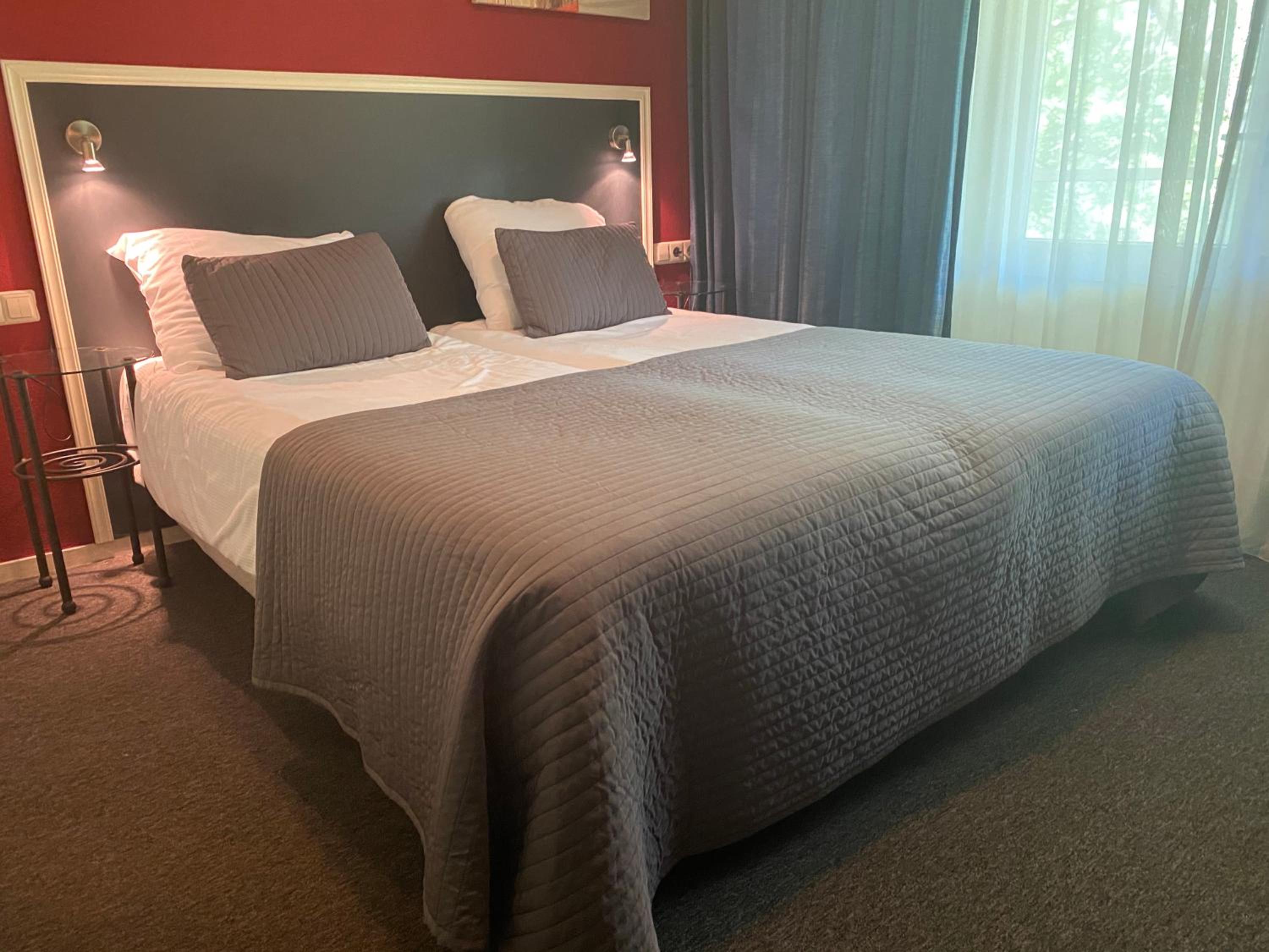Standard Double Room - Photo 1