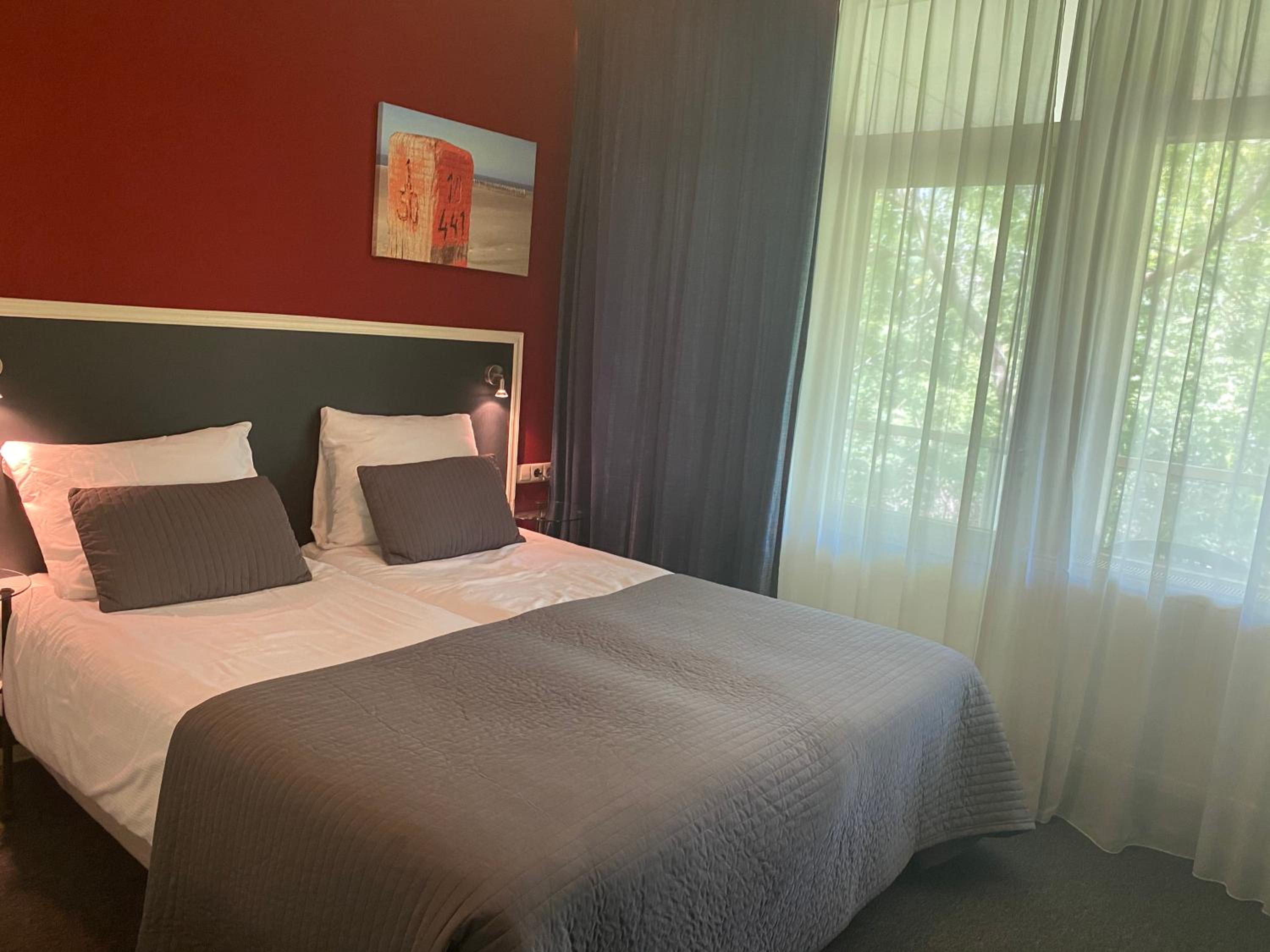 Standard Double Room - Photo 3