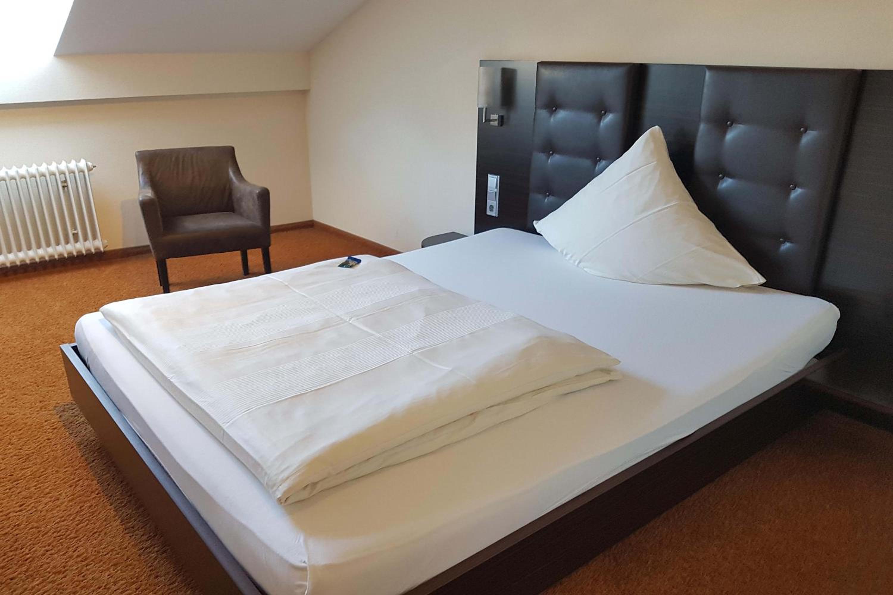 Single Room photo 3