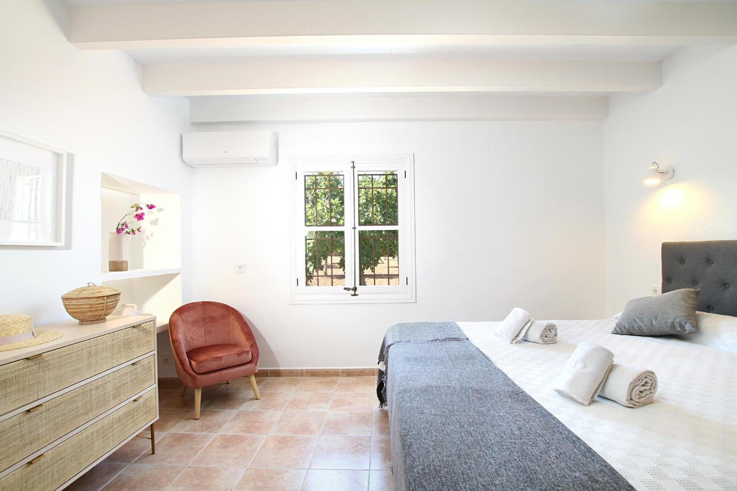 Casa de cinco habitaciones