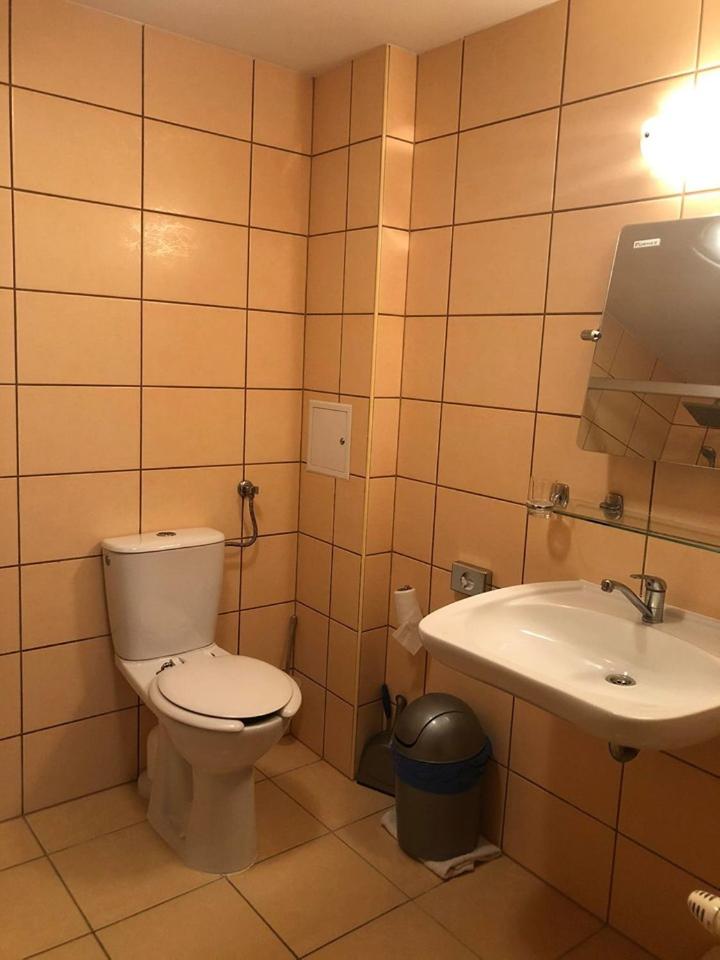 Apartment (4 Adults) photo 2