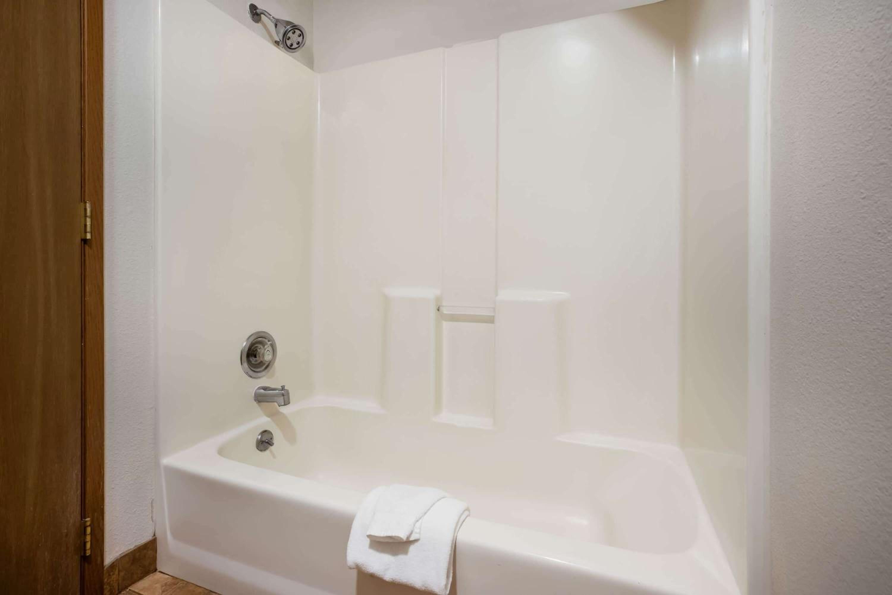 Executive King Room - Photo 5