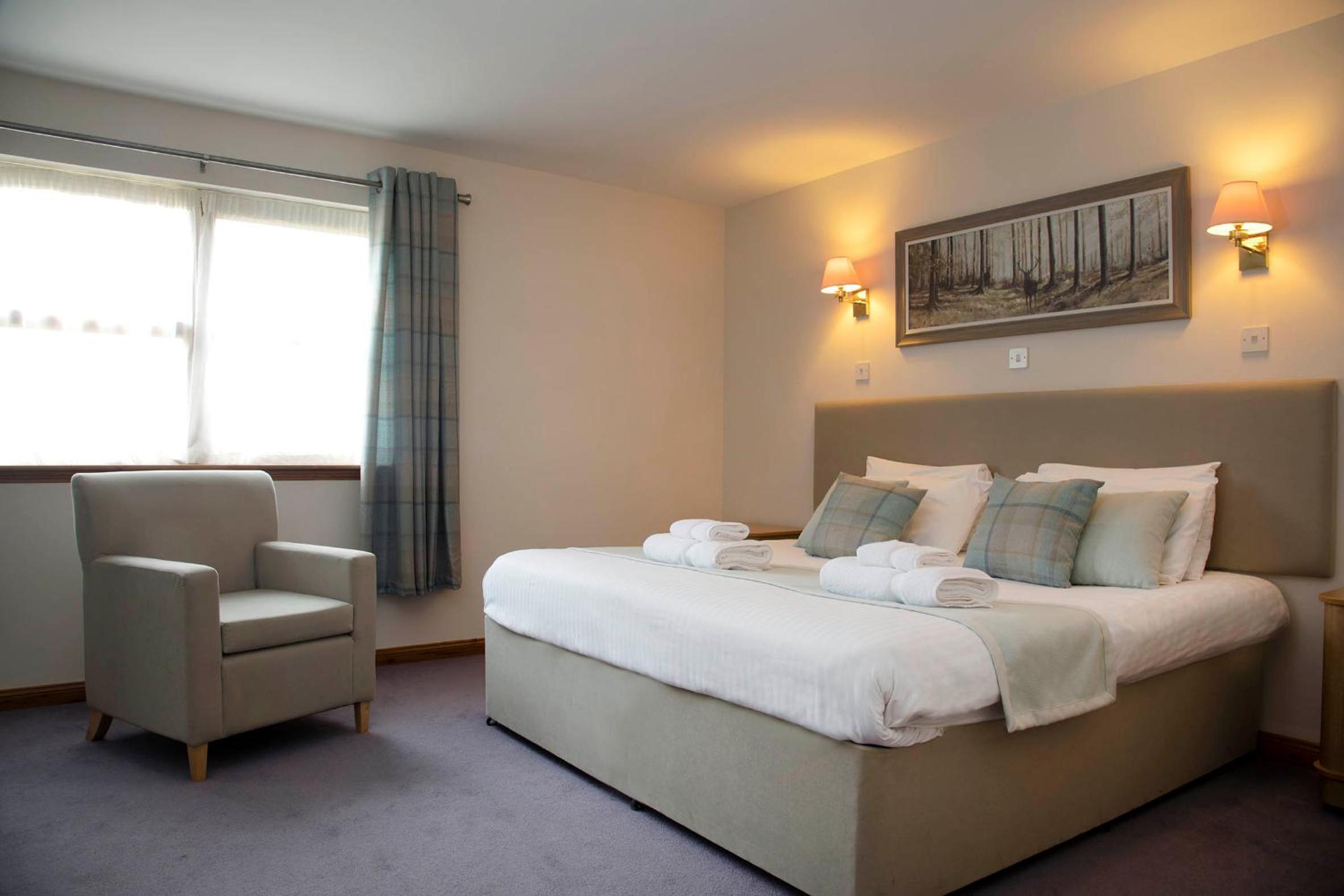 One bedroom Apartment, sleeps 3 (No Pets)
