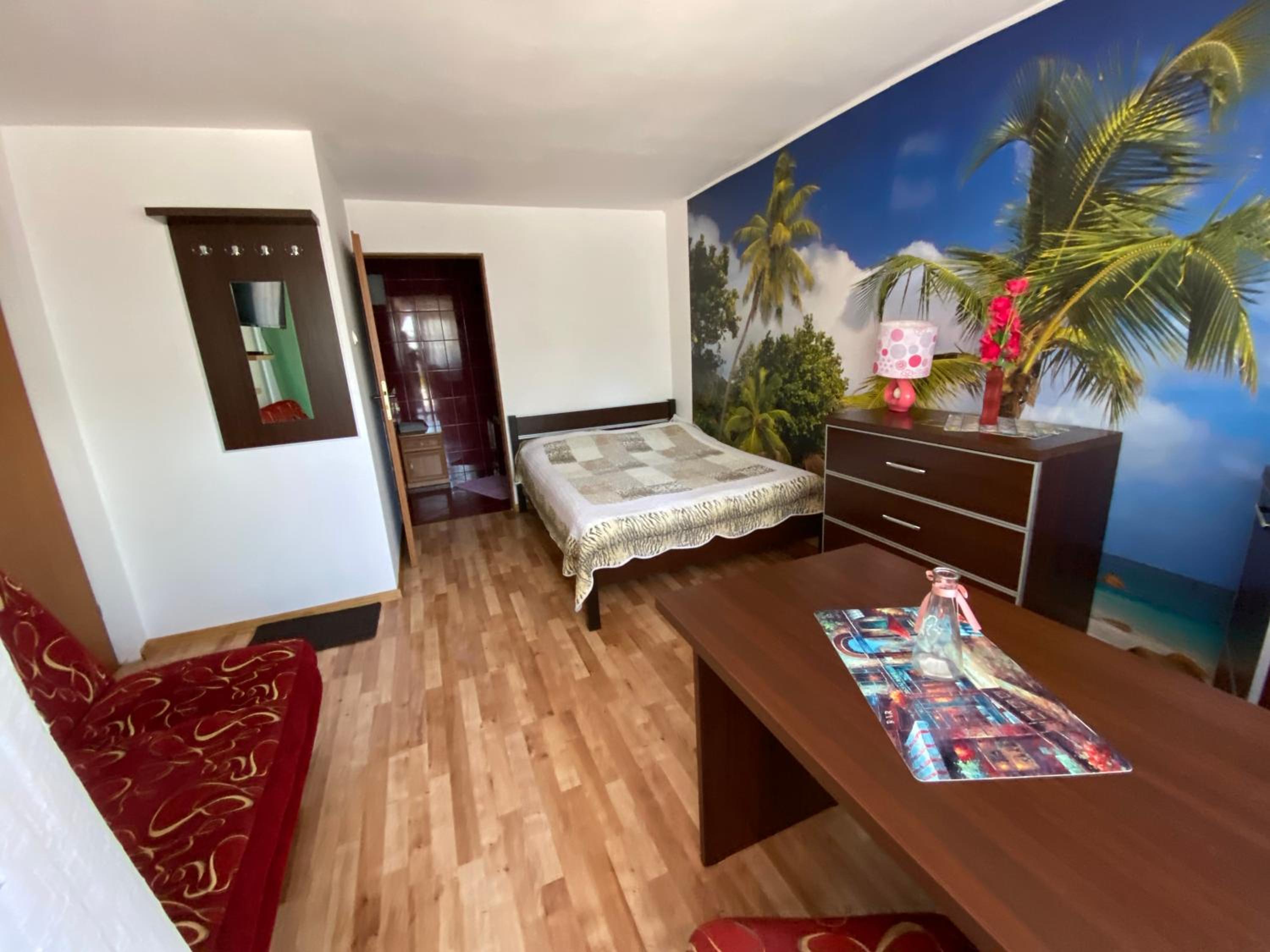 Double Room with Balcony and Bath photo 3