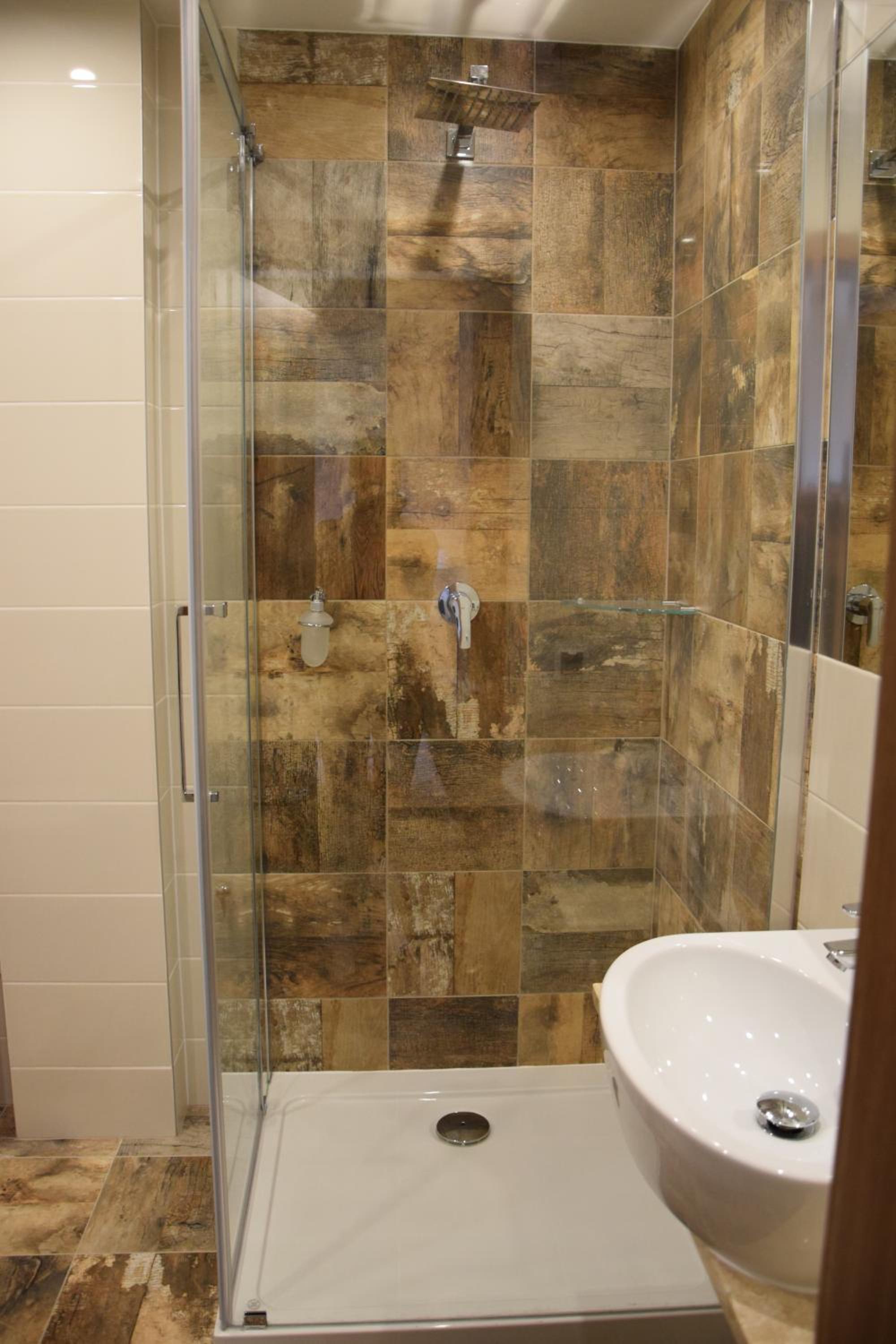 Basic Triple Room - Photo 5
