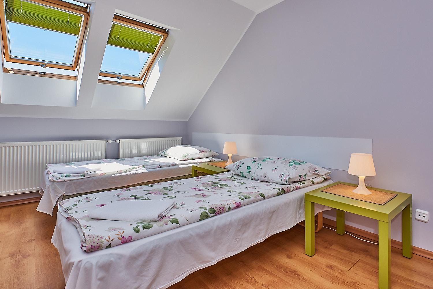 Twin Room with Bathroom photo 1