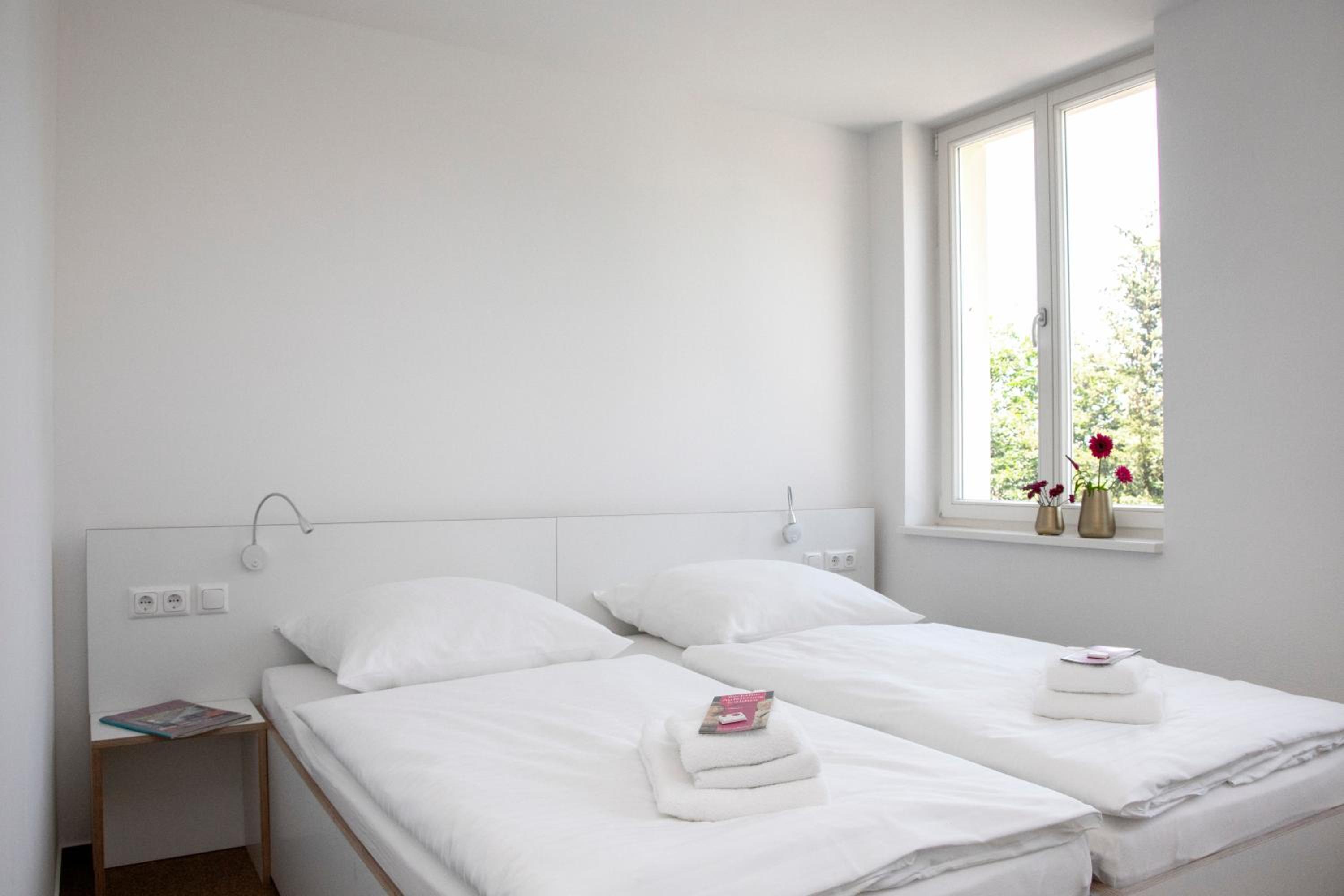 Double Room - Photo 4