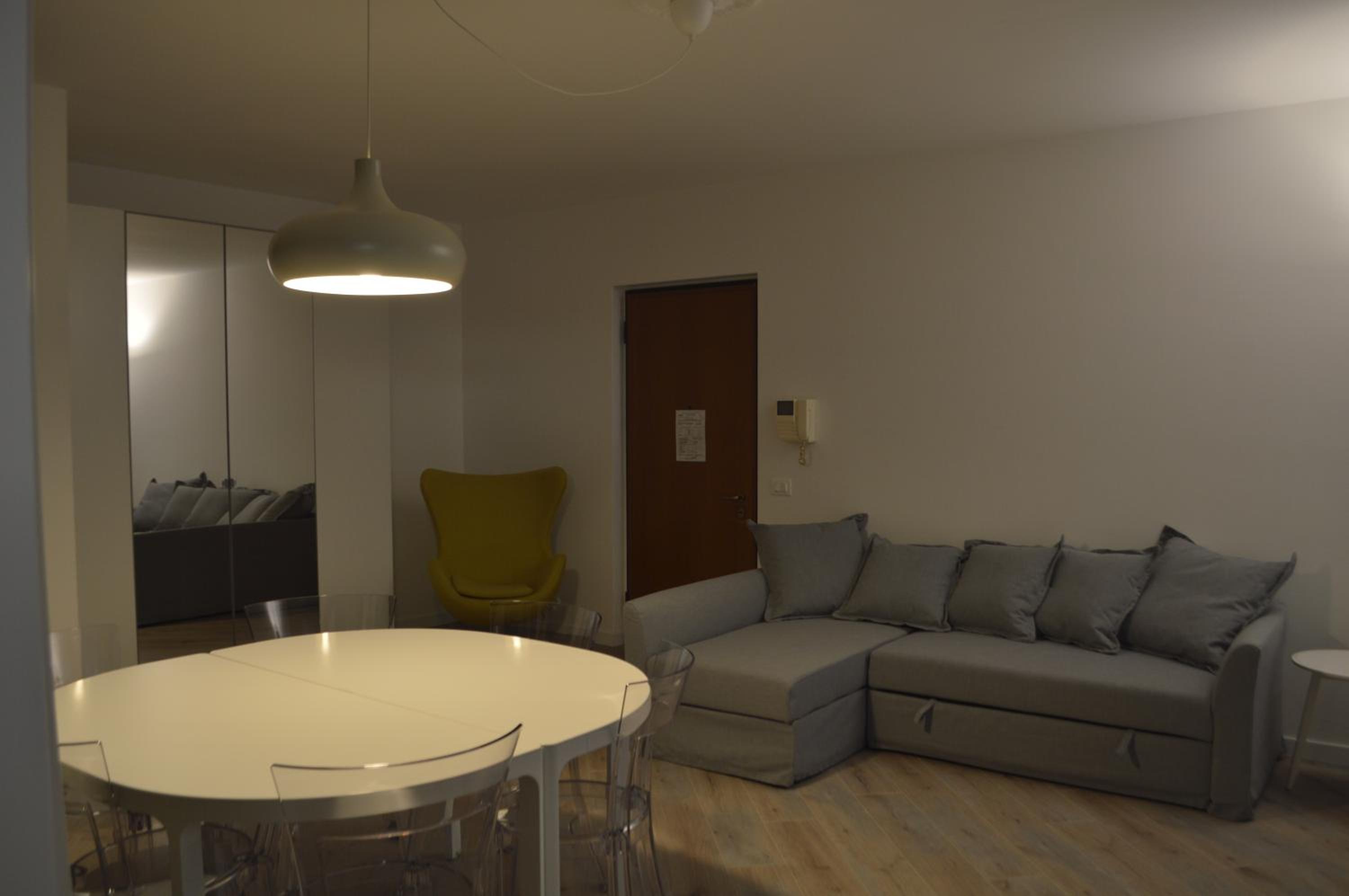 Three-Bedroom Apartment - Photo 6