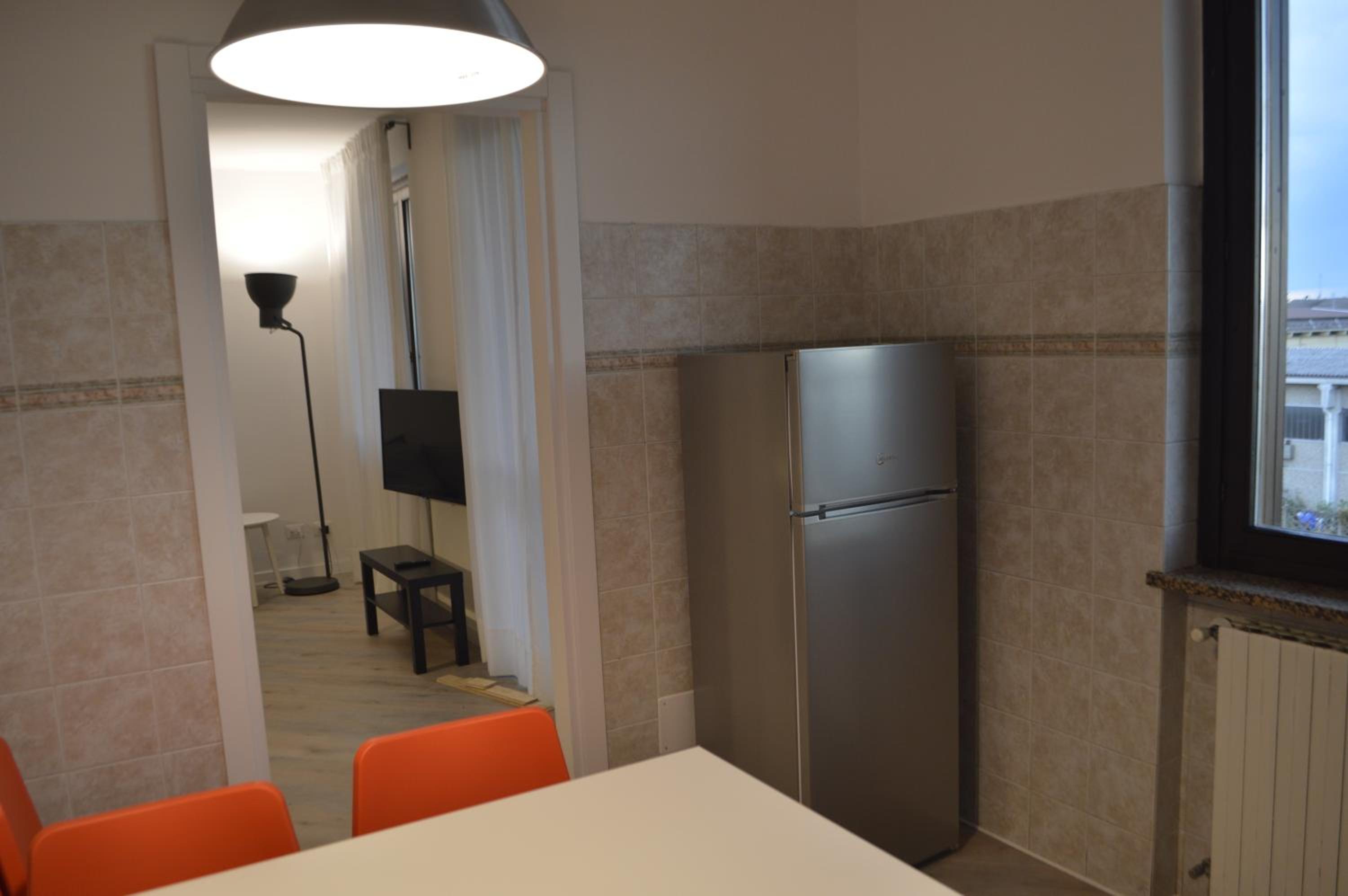 Three-Bedroom Apartment - Photo 7