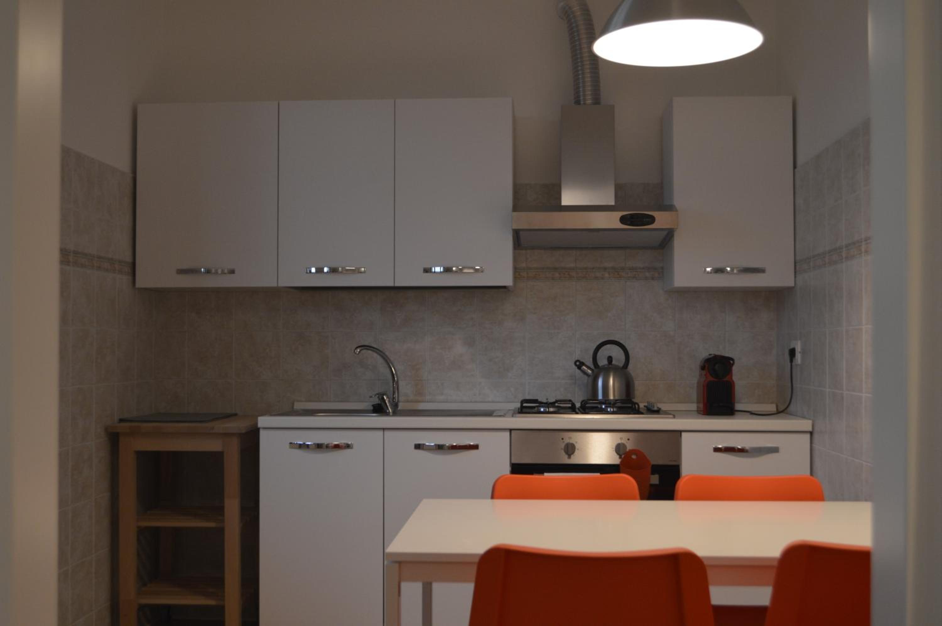 Three-Bedroom Apartment - Photo 9