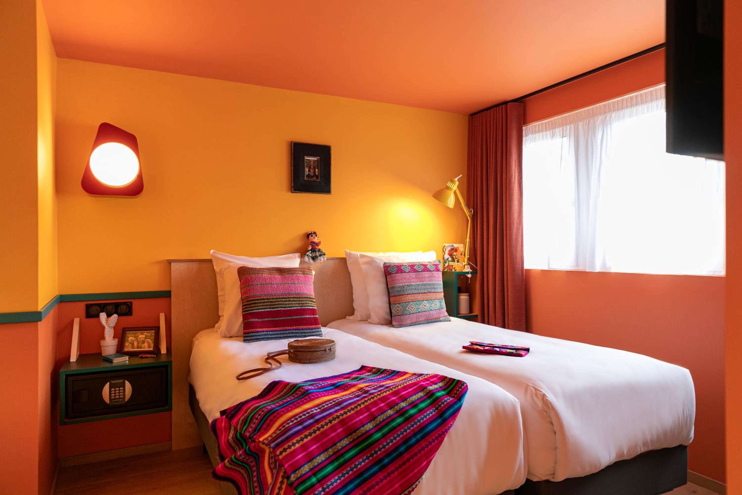 Superior Double or Twin Room - Photo 7