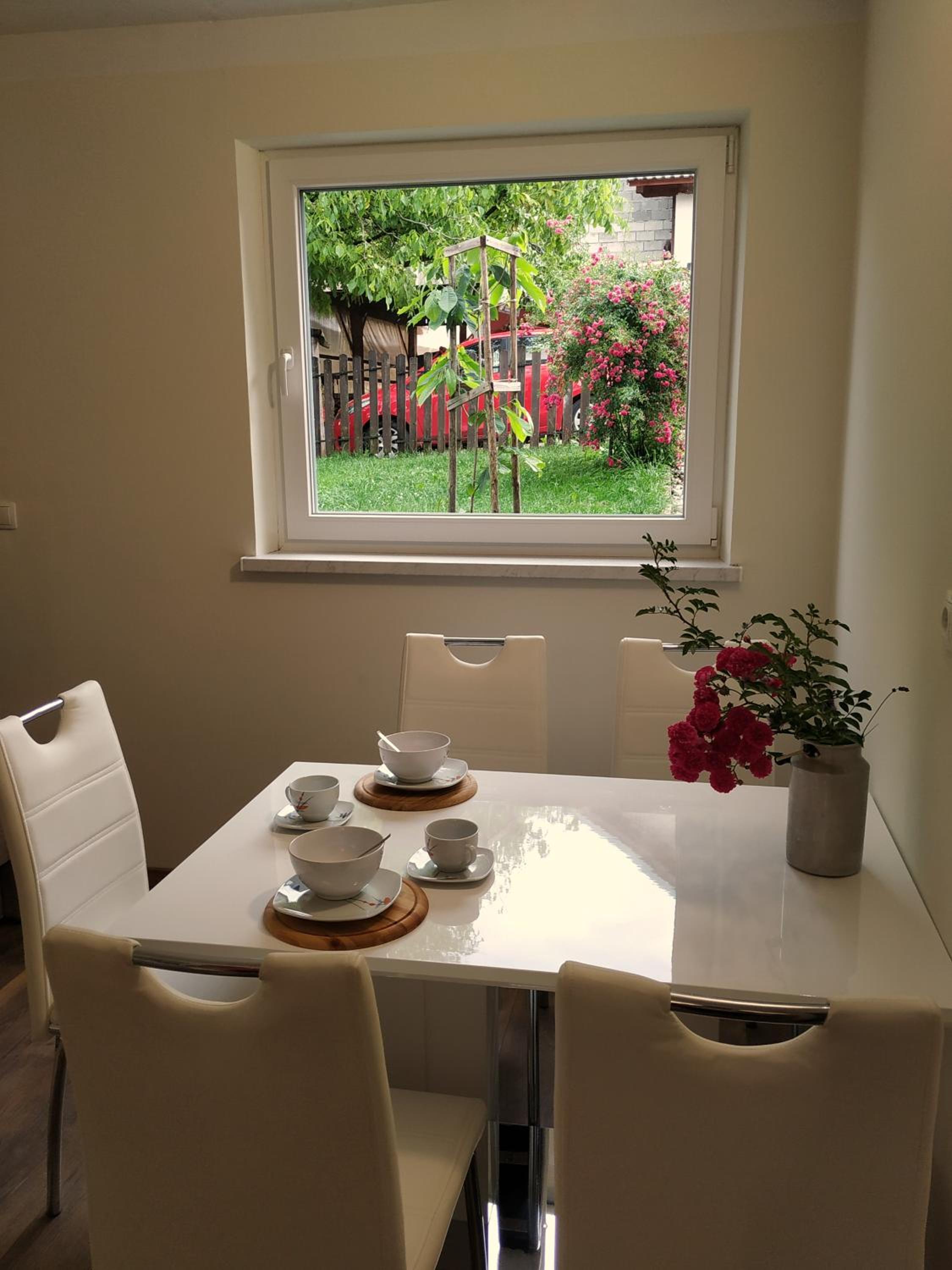 One-Bedroom Apartment - Photo 20
