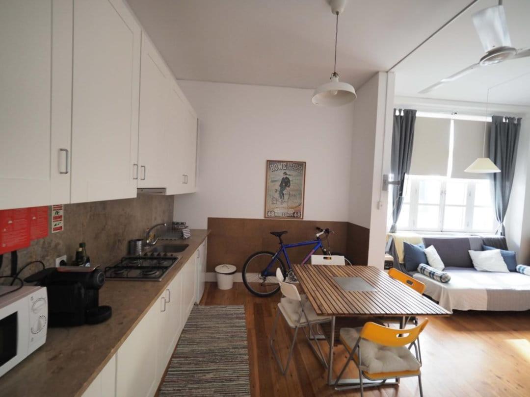 One-Bedroom Apartment photo 3