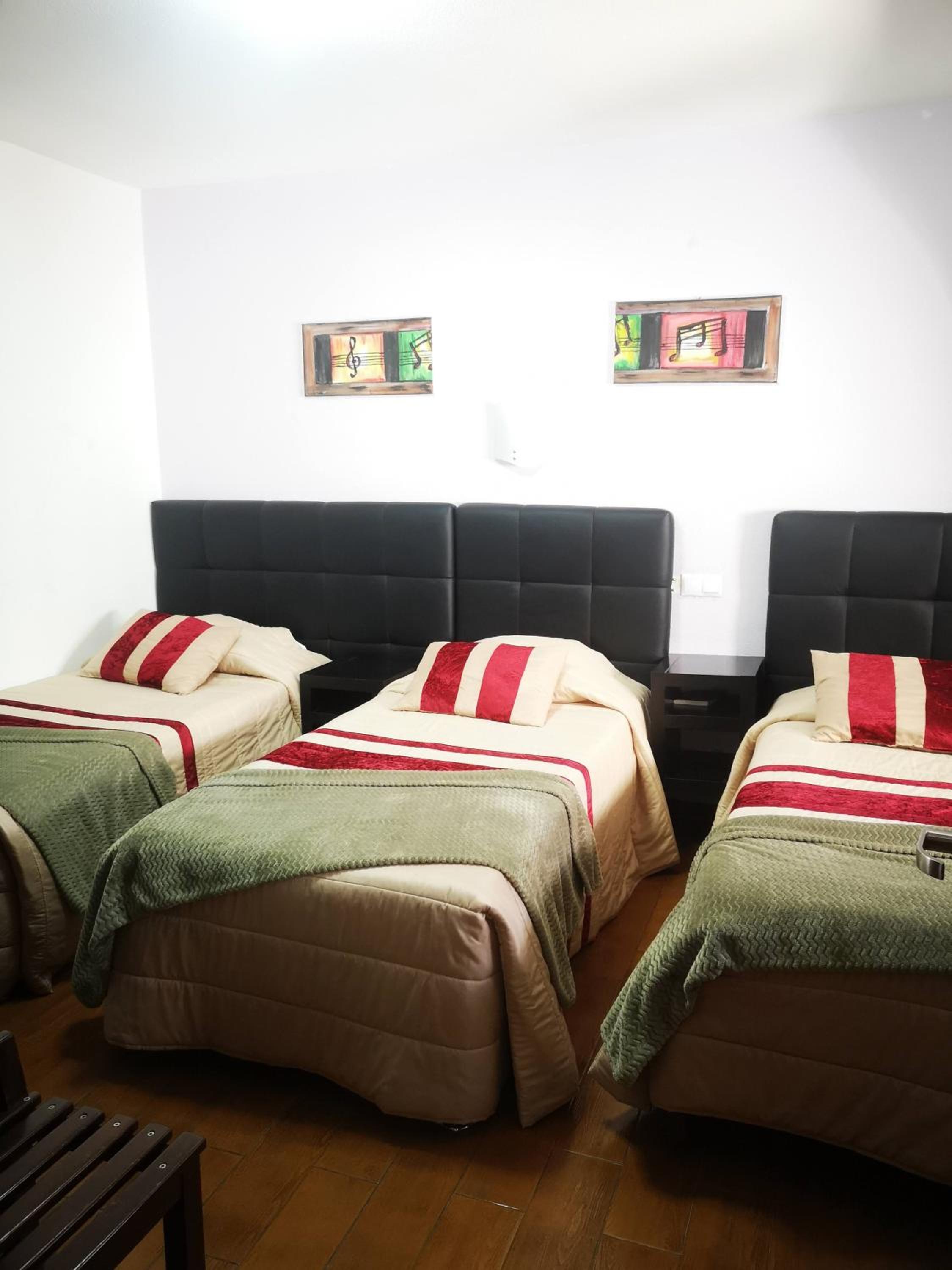 Triple Room