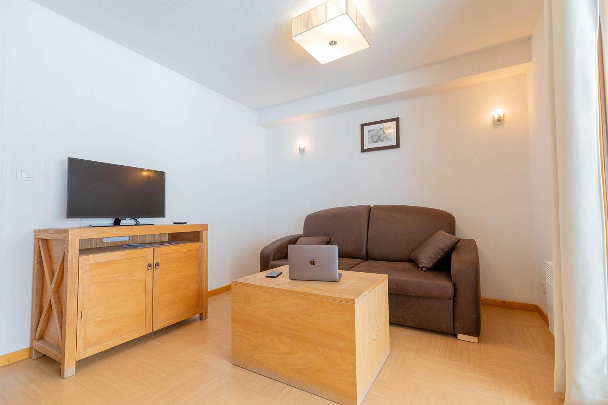 1-Room Apartment with Extra Sleeping Space (4 adults) (BAT)