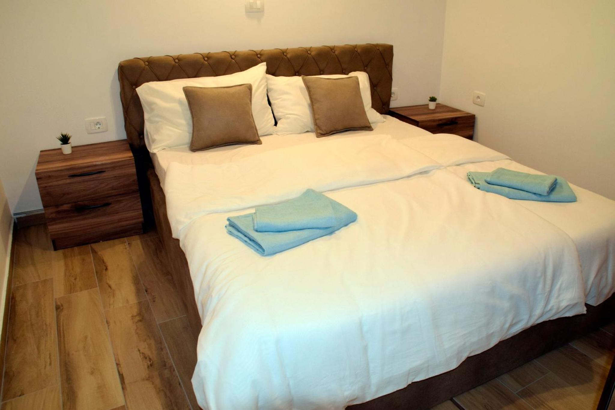 Apartment - Ground Floor photo 2