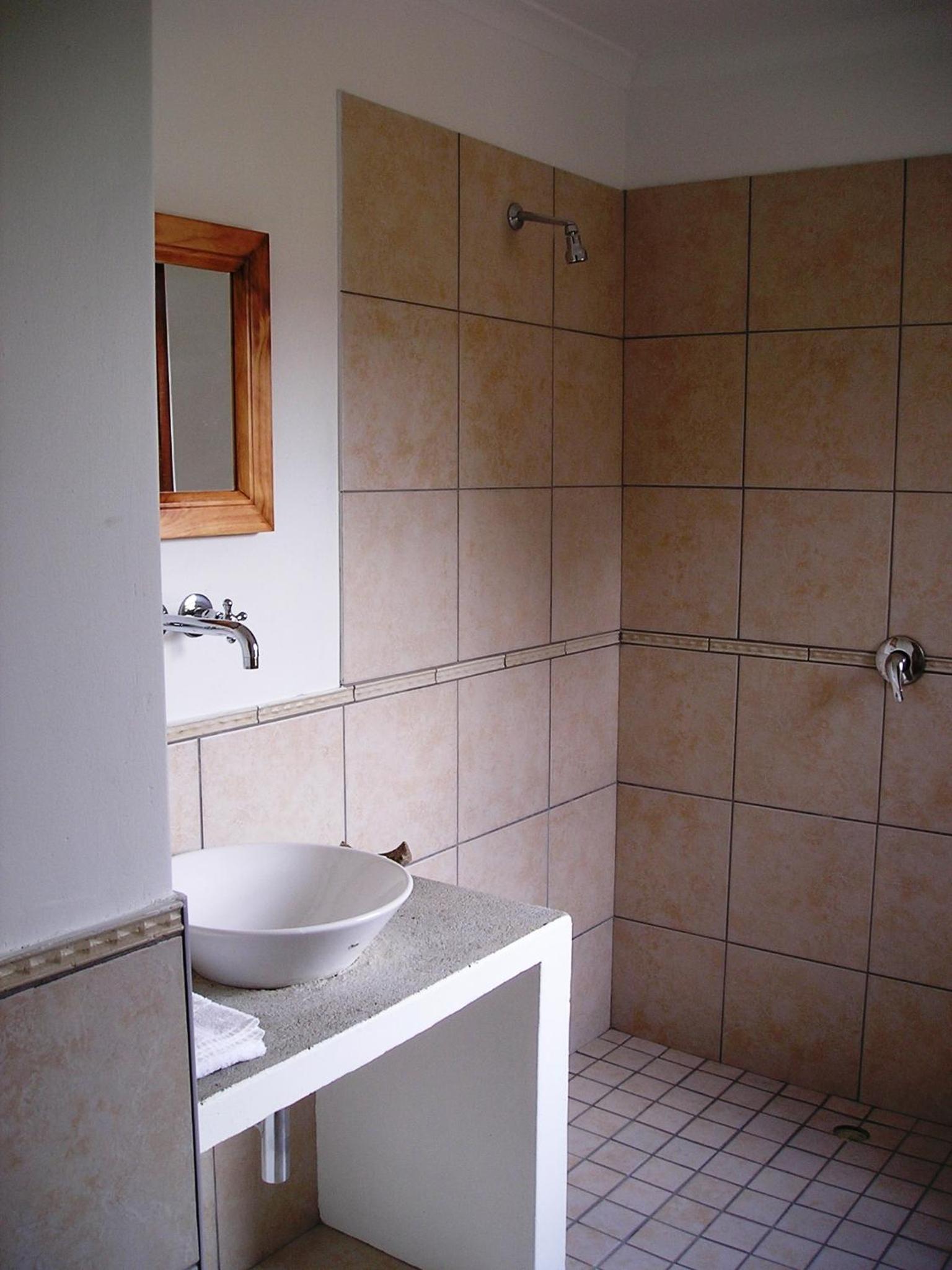 Standard King or Twin Room - Photo 3