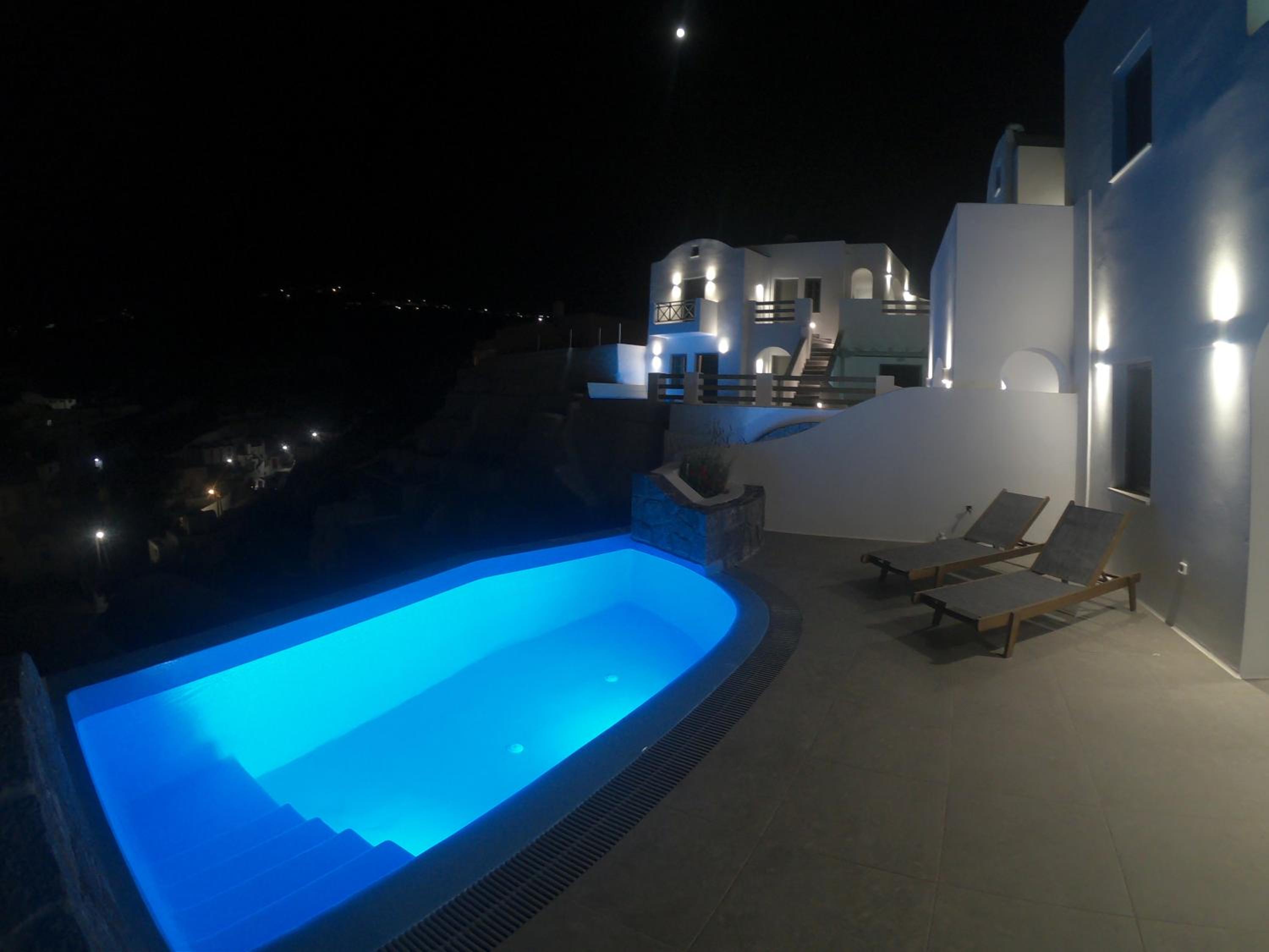 Suite with Private Pool - Photo 8