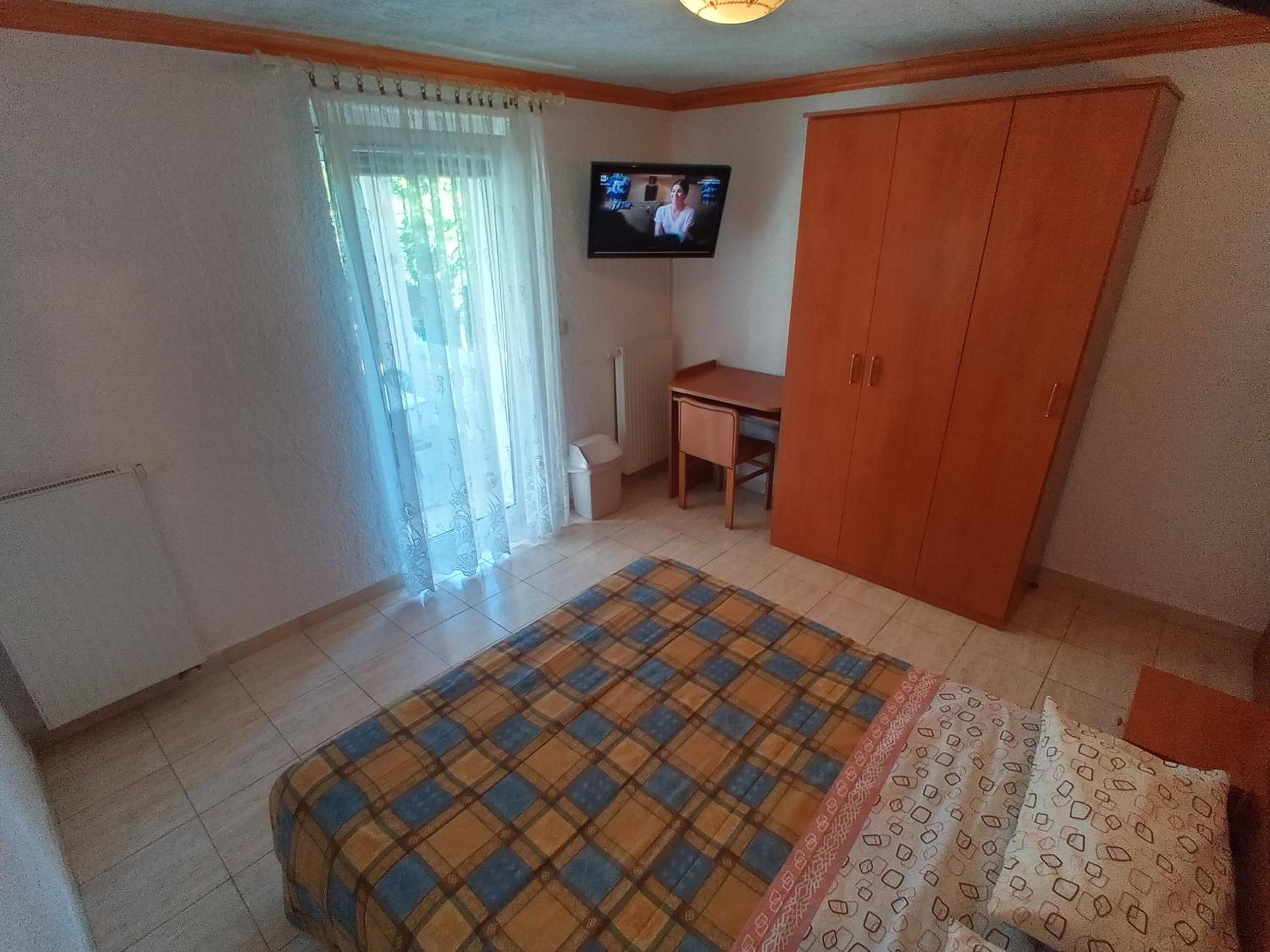 Double Room with Shared Bathroom