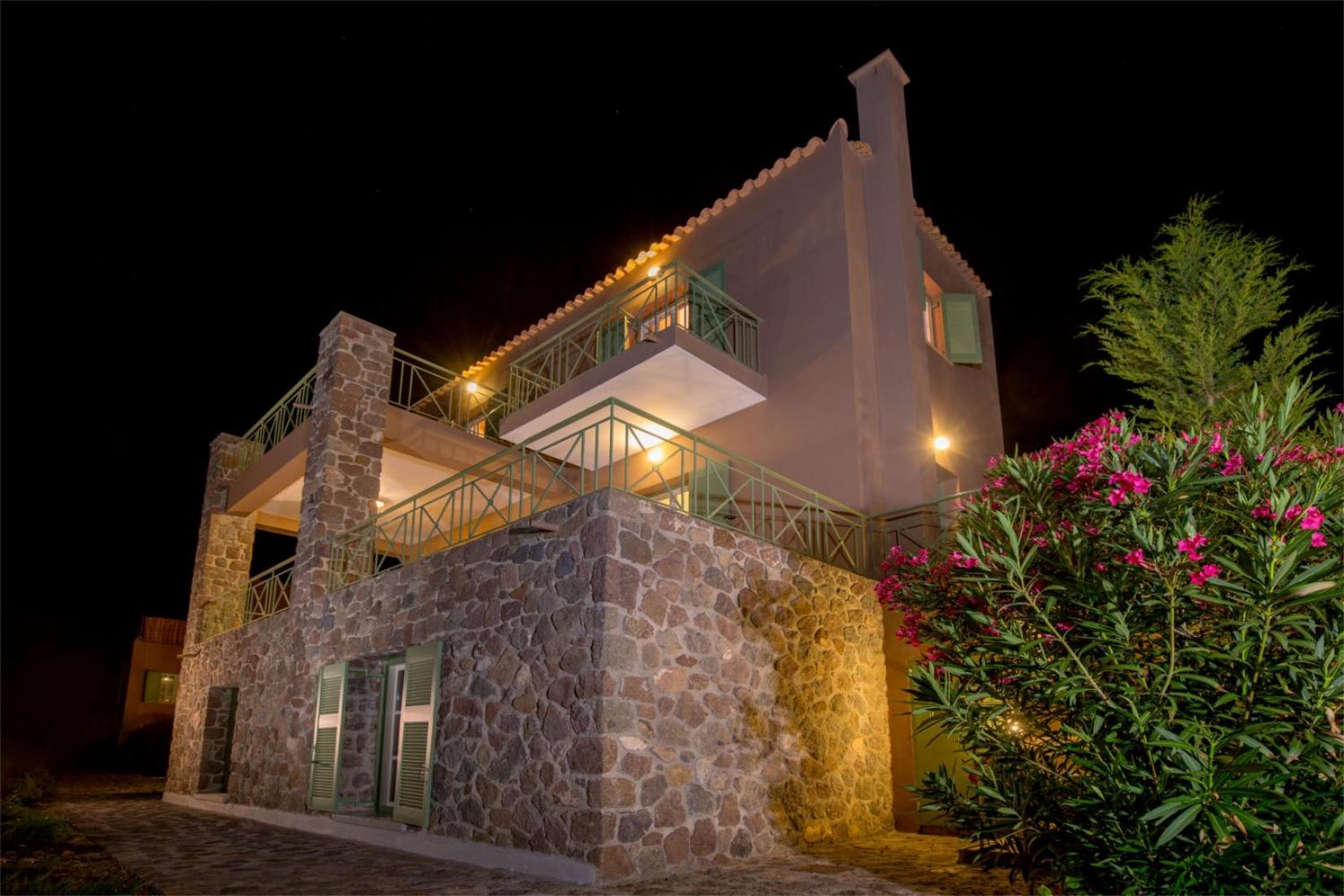 3-Bedroom Villa with Plunge Pool photo 3