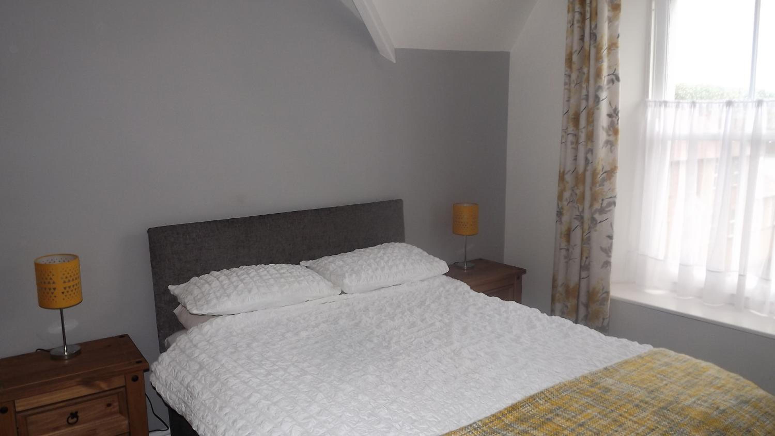 Standard Double Room - Photo 18