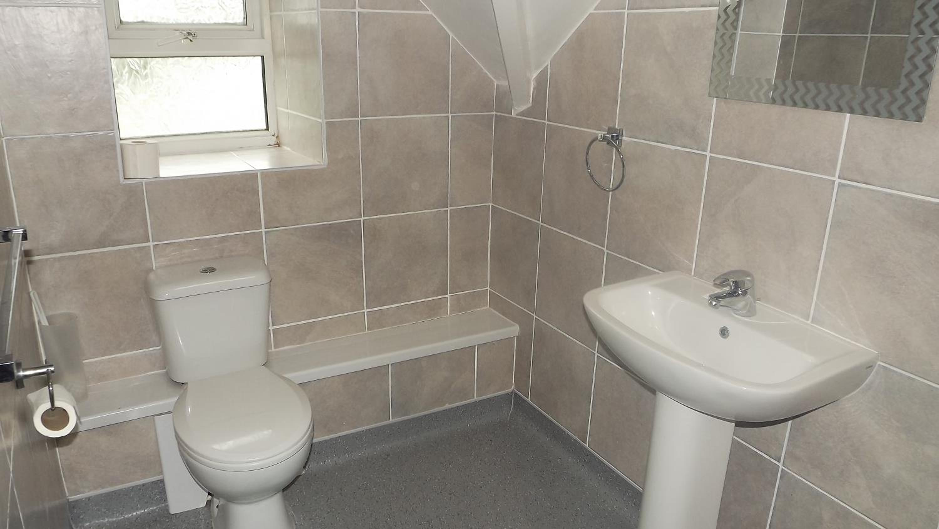 Standard Double Room - Photo 21
