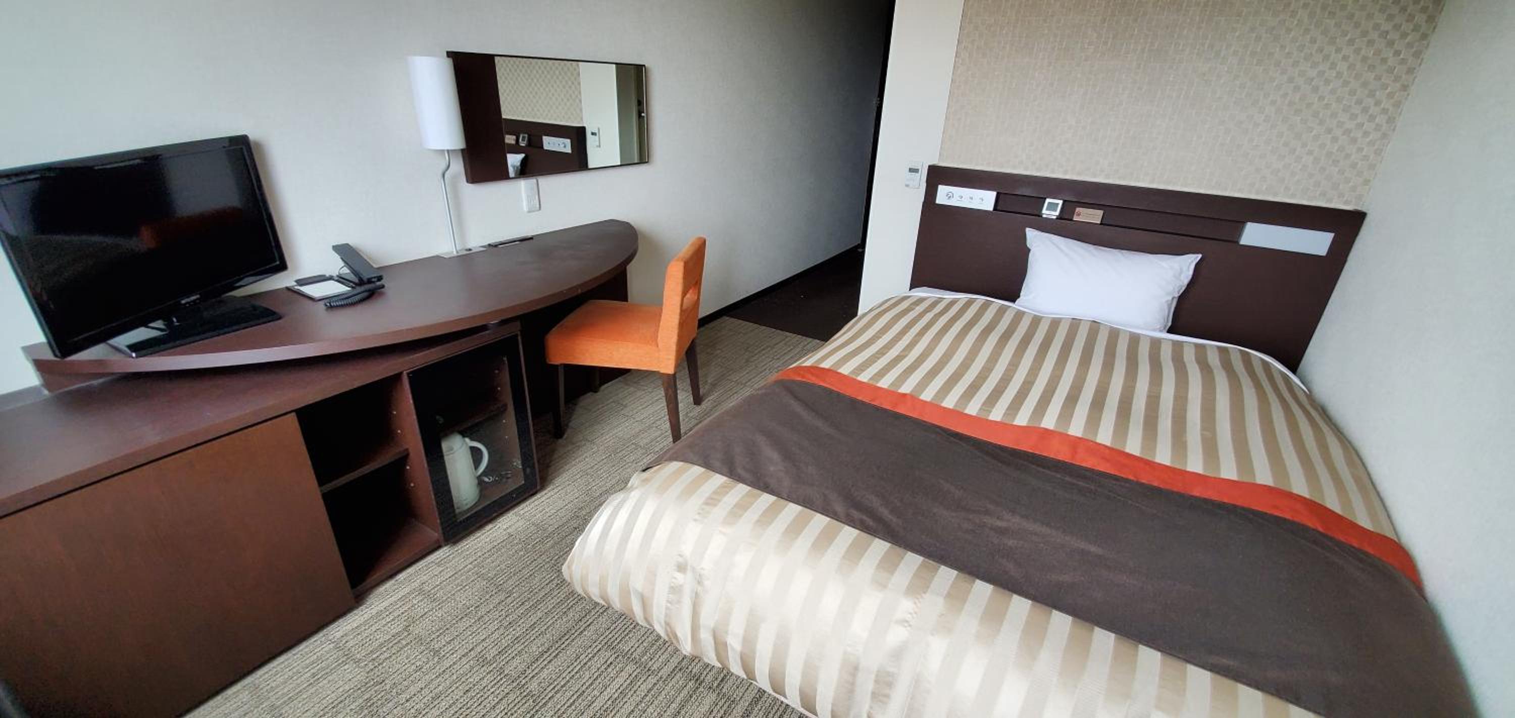 Single Room - Non-Smoking