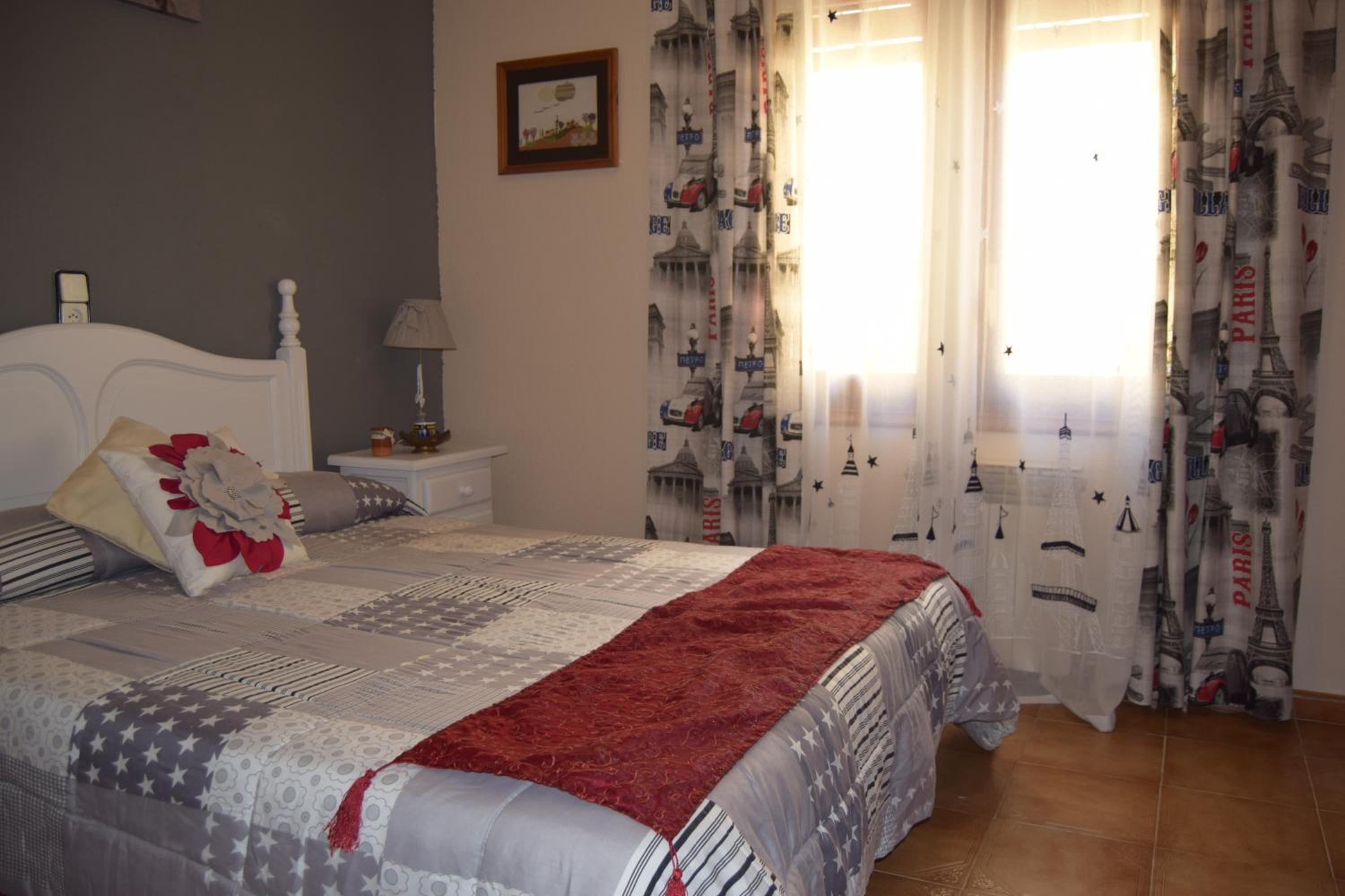 Casa adosada de tres habitaciones