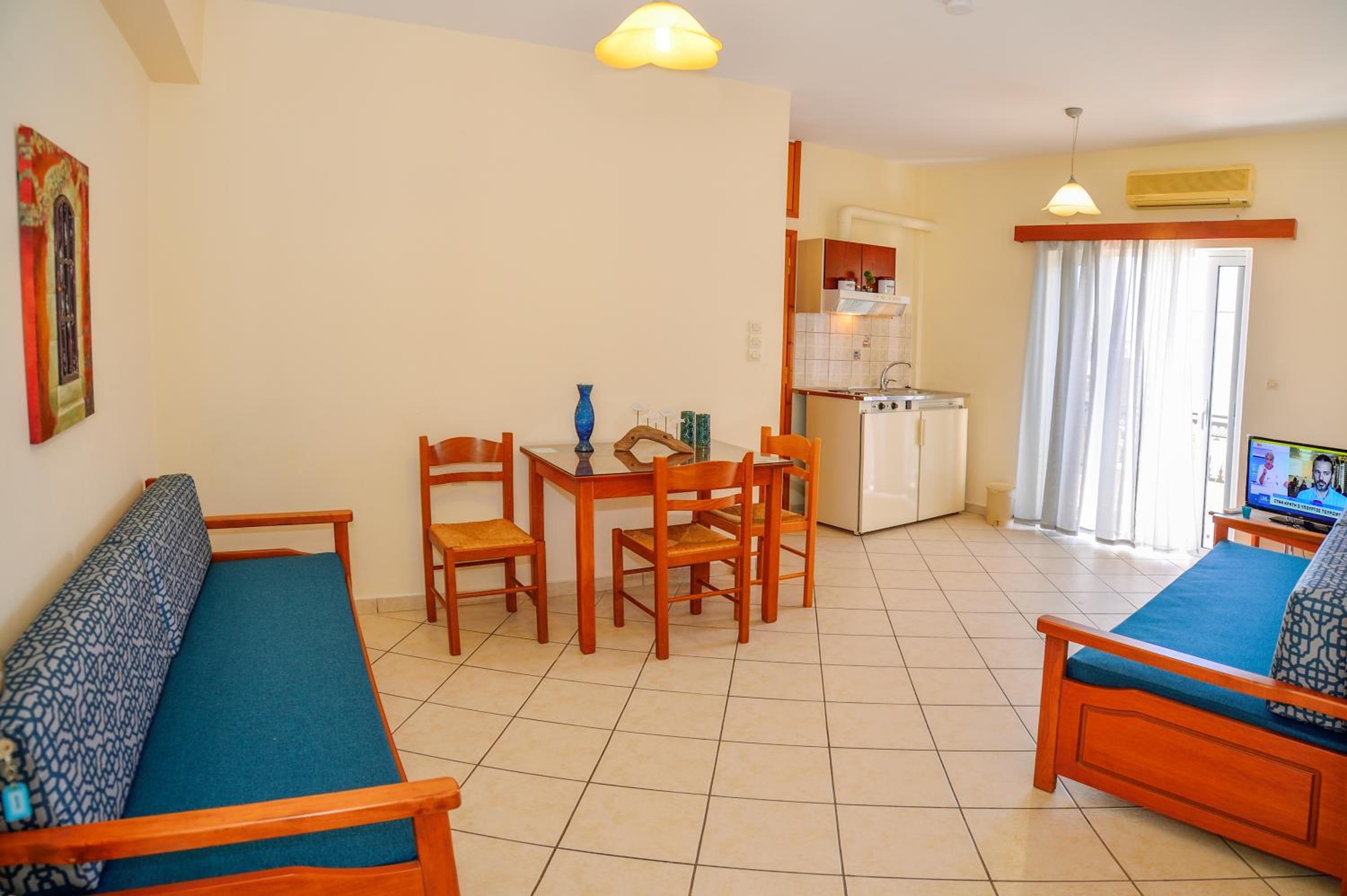 One-Bedroom Apartment