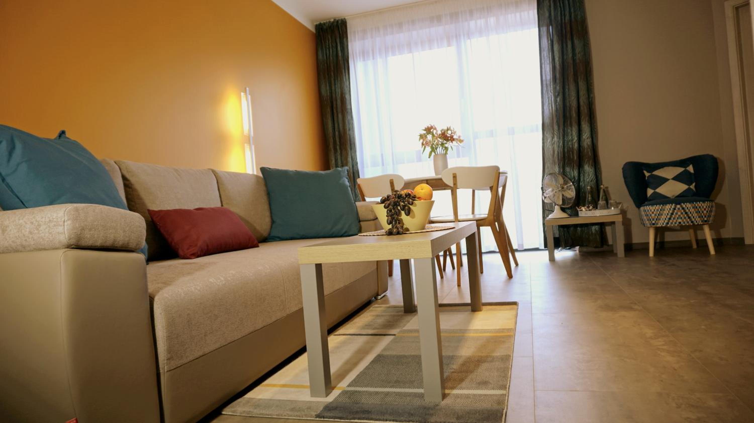 One-Bedroom Apartment photo 3