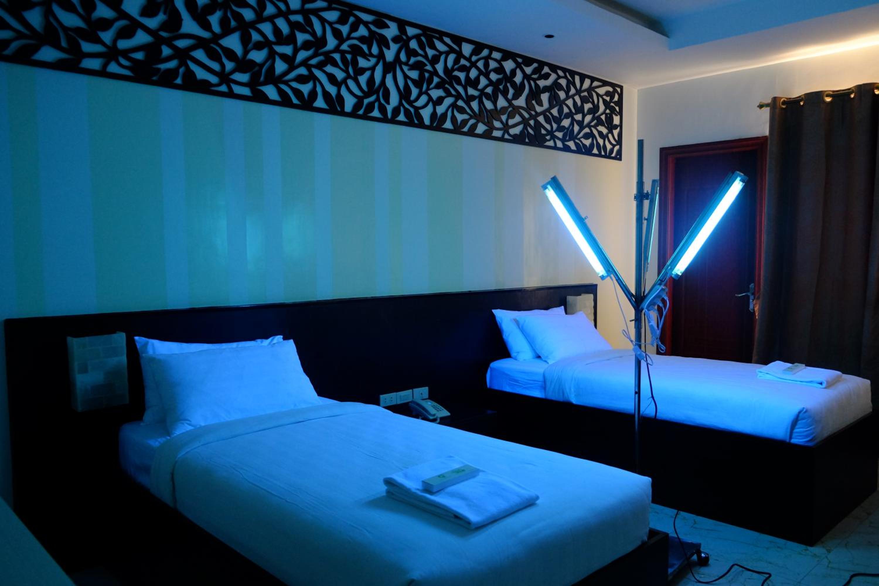Deluxe Double or Twin Room with Balcony photo 2