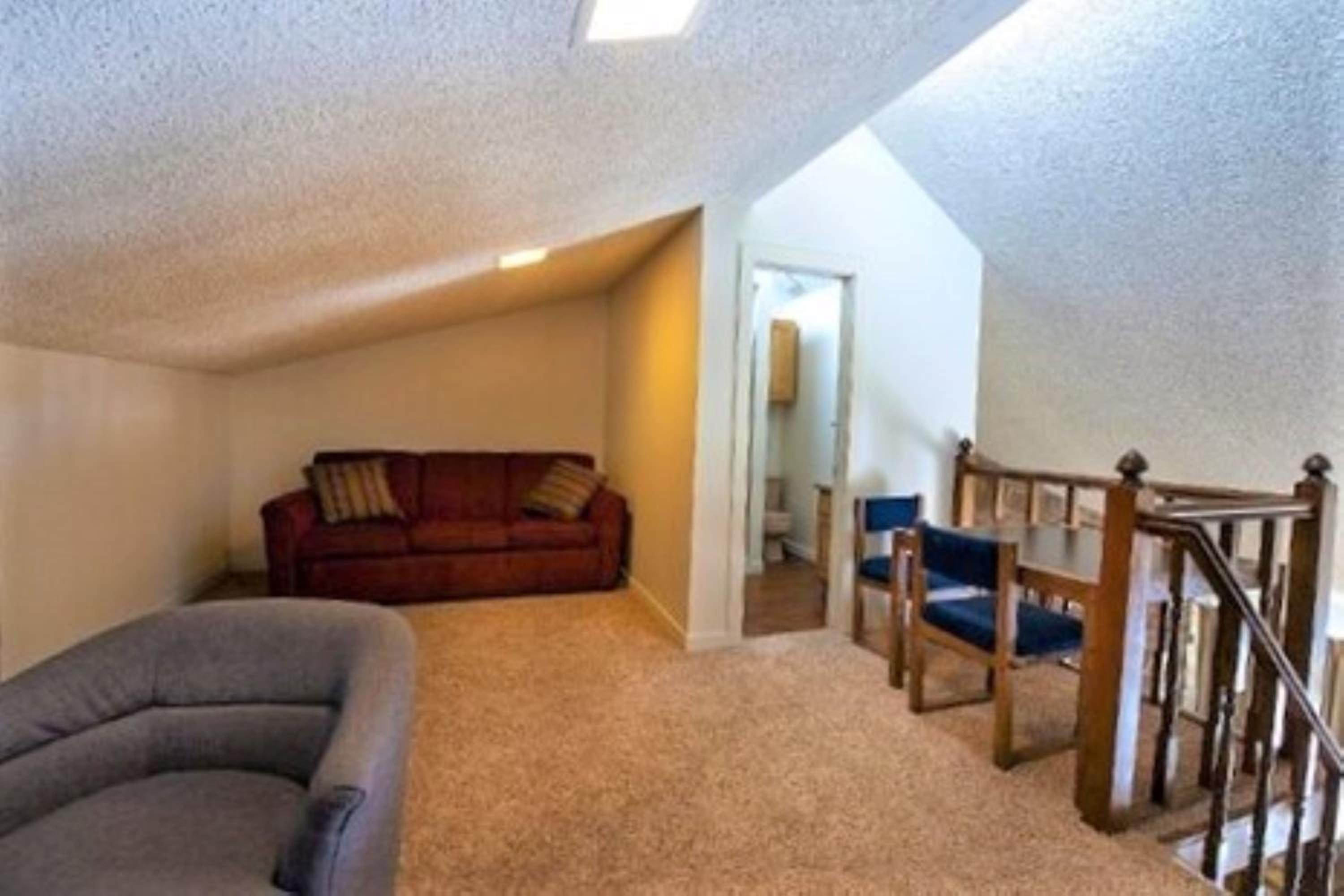 Three-Bedroom Condo photo 3