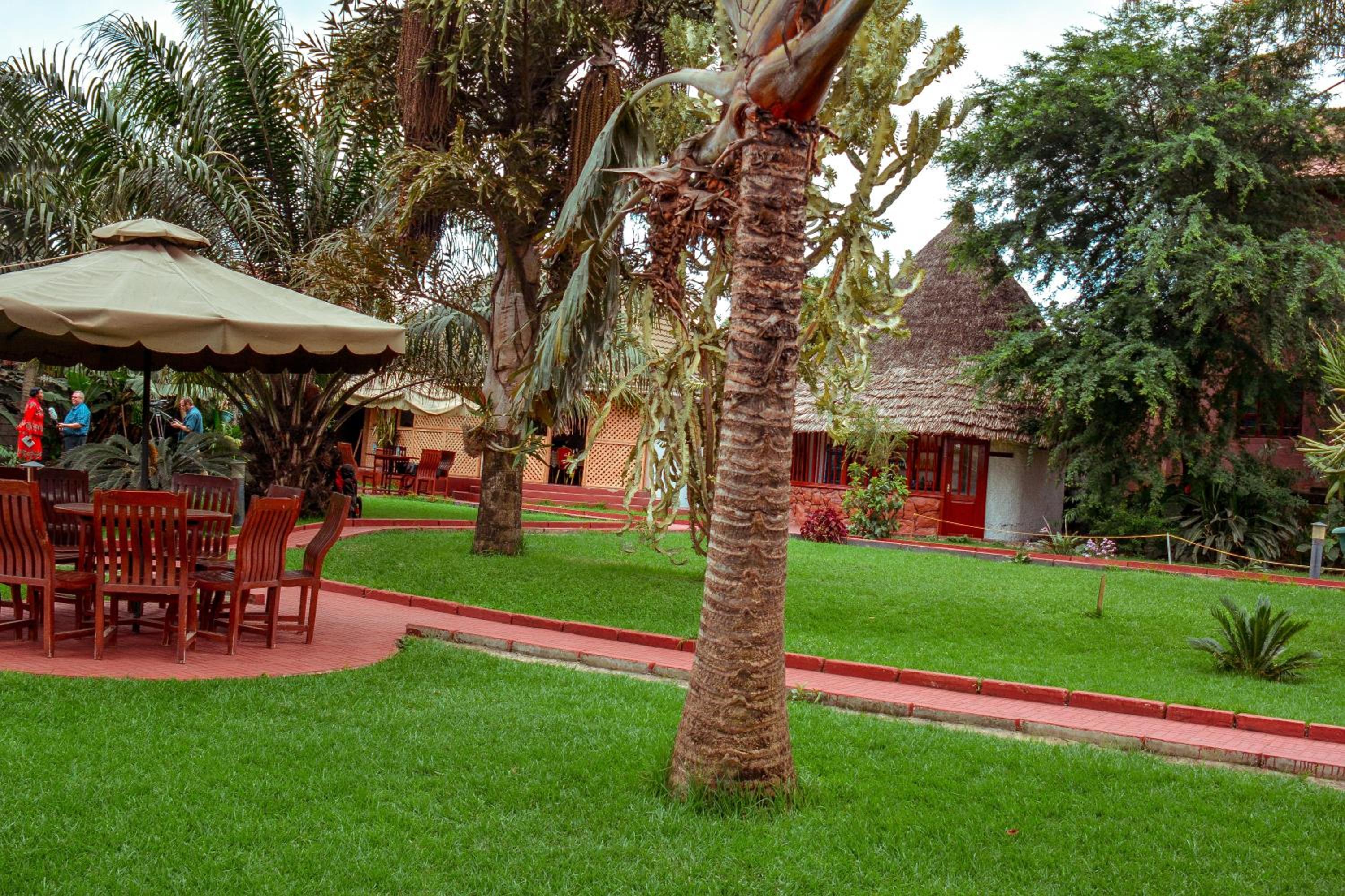 Standard Twin Room with Garden View photo 2