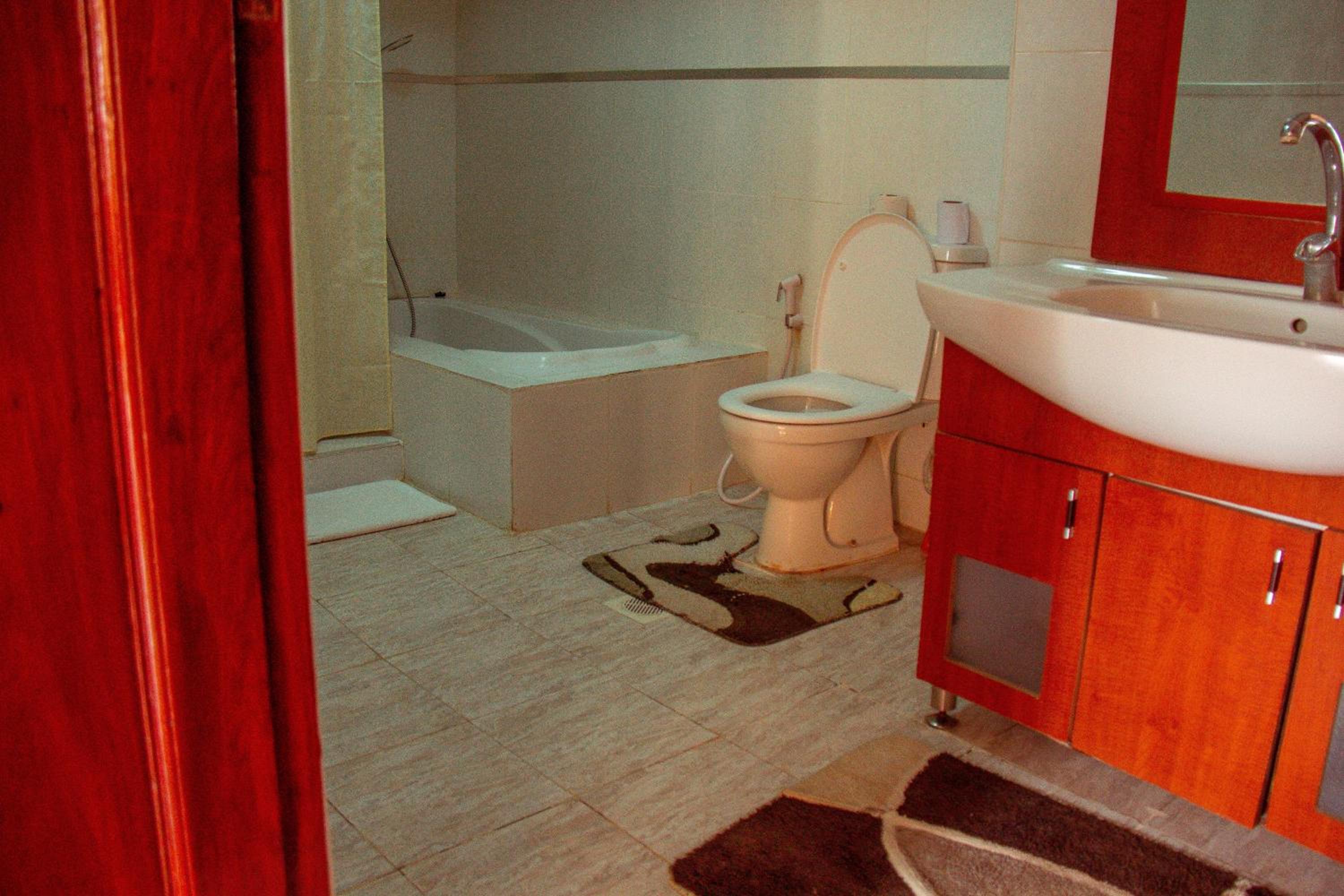 Deluxe Single Room with Balcony photo 2